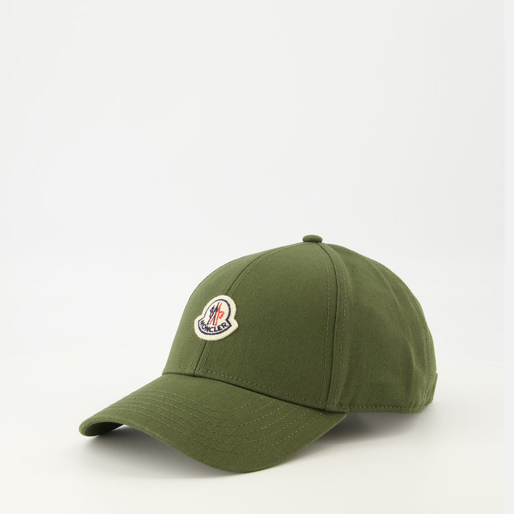 Immagine del cappello logo khaki del marchio Moncler per uomo - Stagione Primavera-Estate 2026 - Vista Posteriore