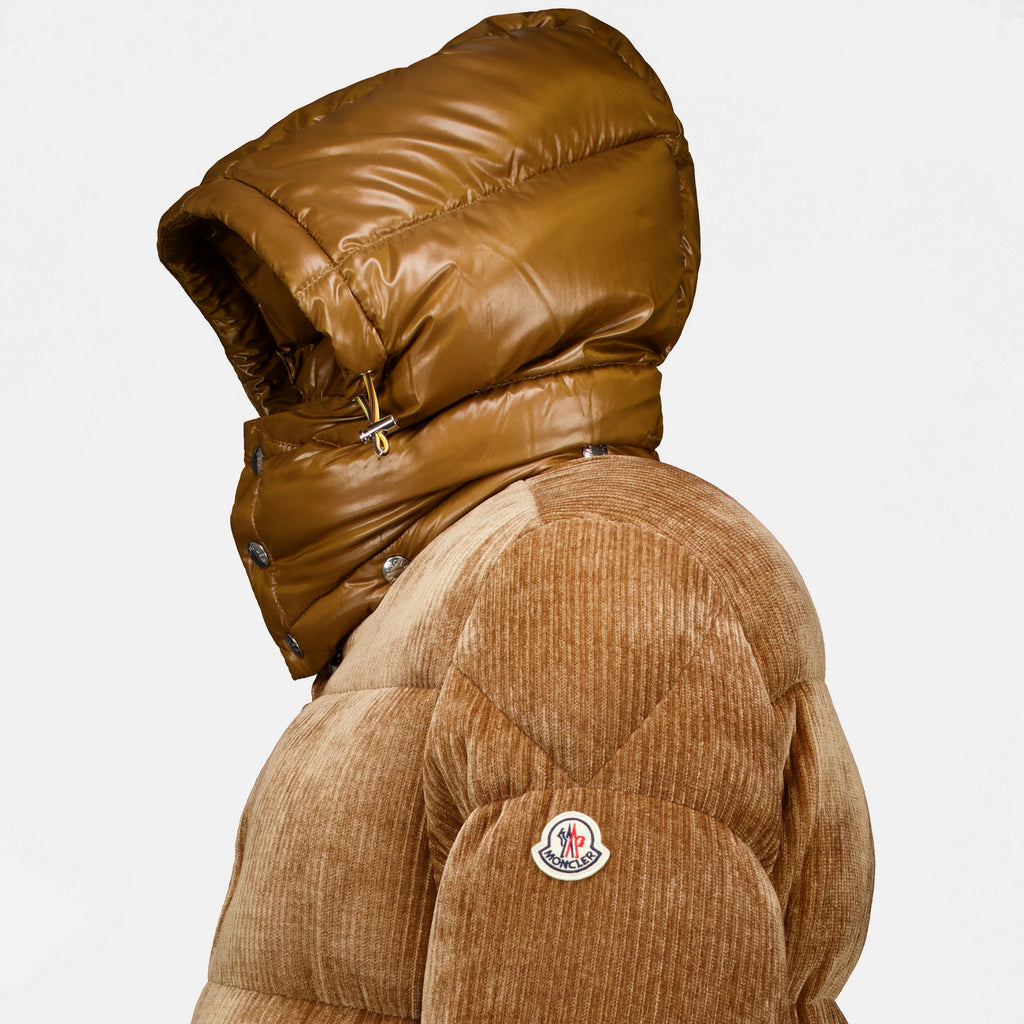 Manteaux Giacca in piuma marrone Velundra Moncler Marron Homme