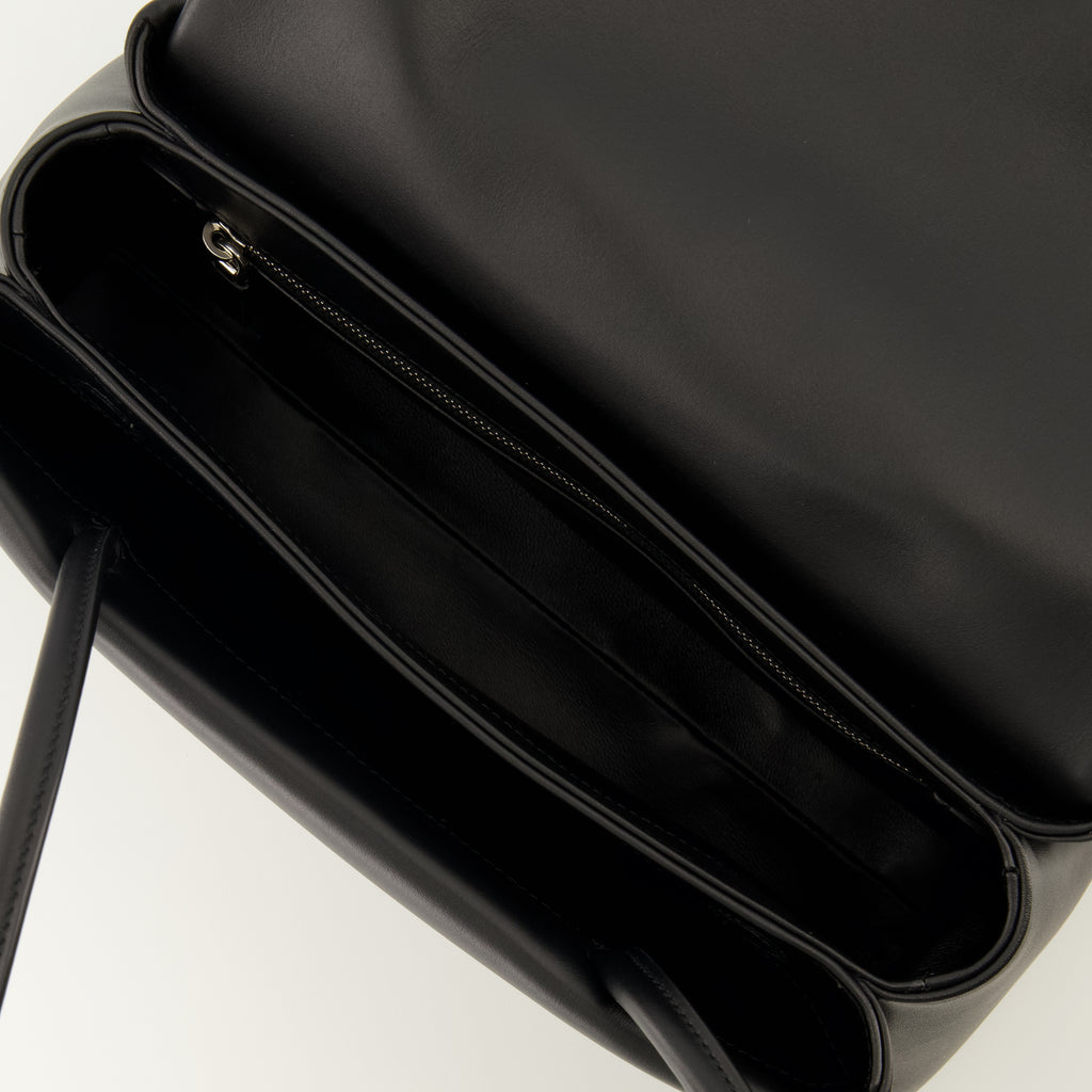 Sacs à main et épaule Mala Passage Média em Couro Preto e Re-nylon Prada Noir Femme