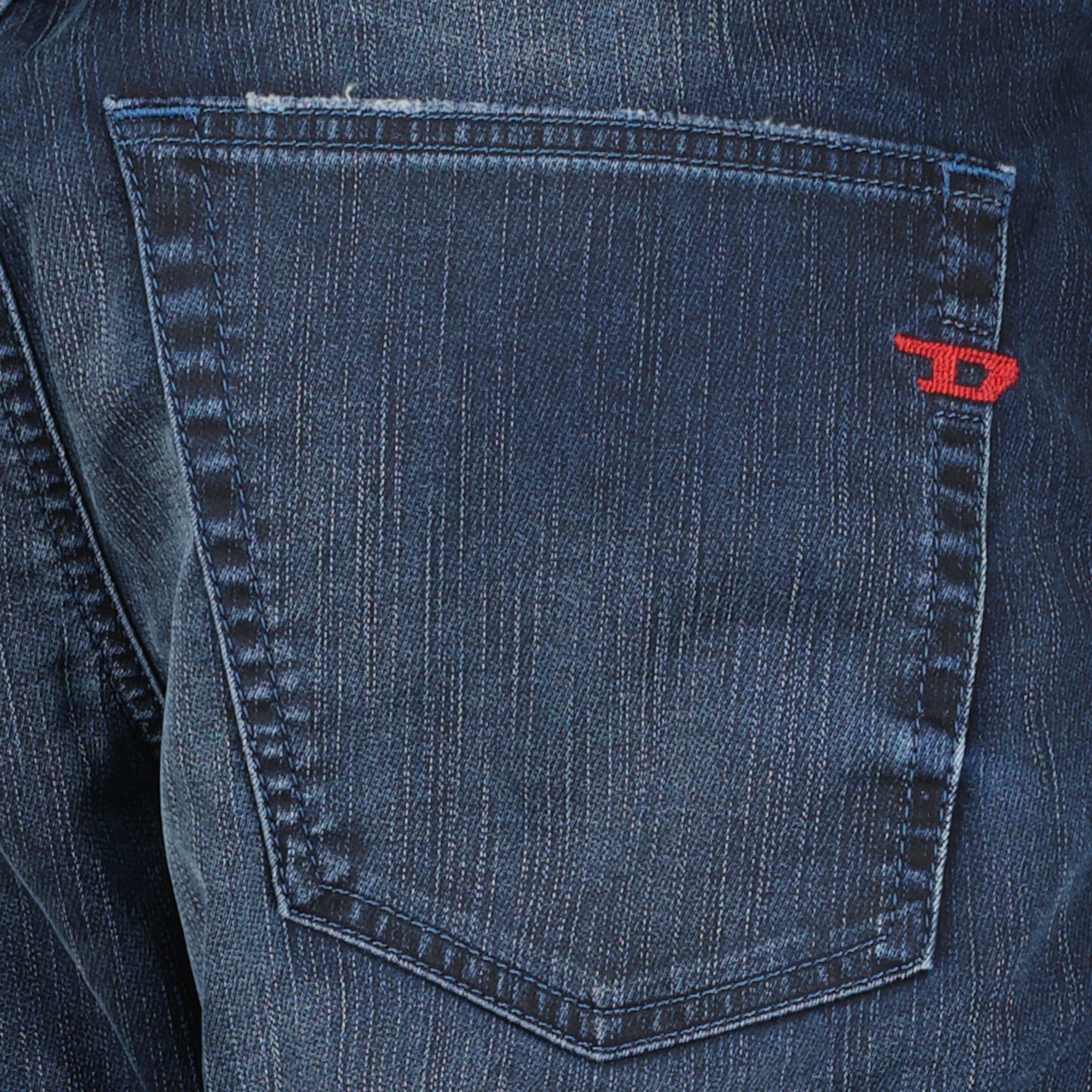 Image of the D-Krooley-B 2032 blue denim jeans by Diesel for Men - Spring-Summer 2026 - Detailed View_2