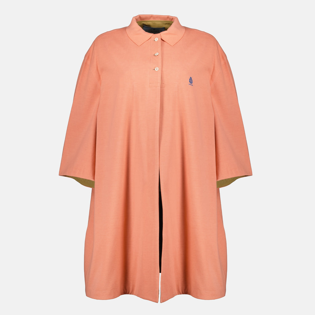 プラダの女性用オレンジピンクのキルティングコートの画像 - 2026年春夏コレクション - 正面図