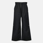 Imagen del pantalón con cremallera de la marca Ami PARIS para hombre - Otoño-Invierno 2025 - Vista frontal