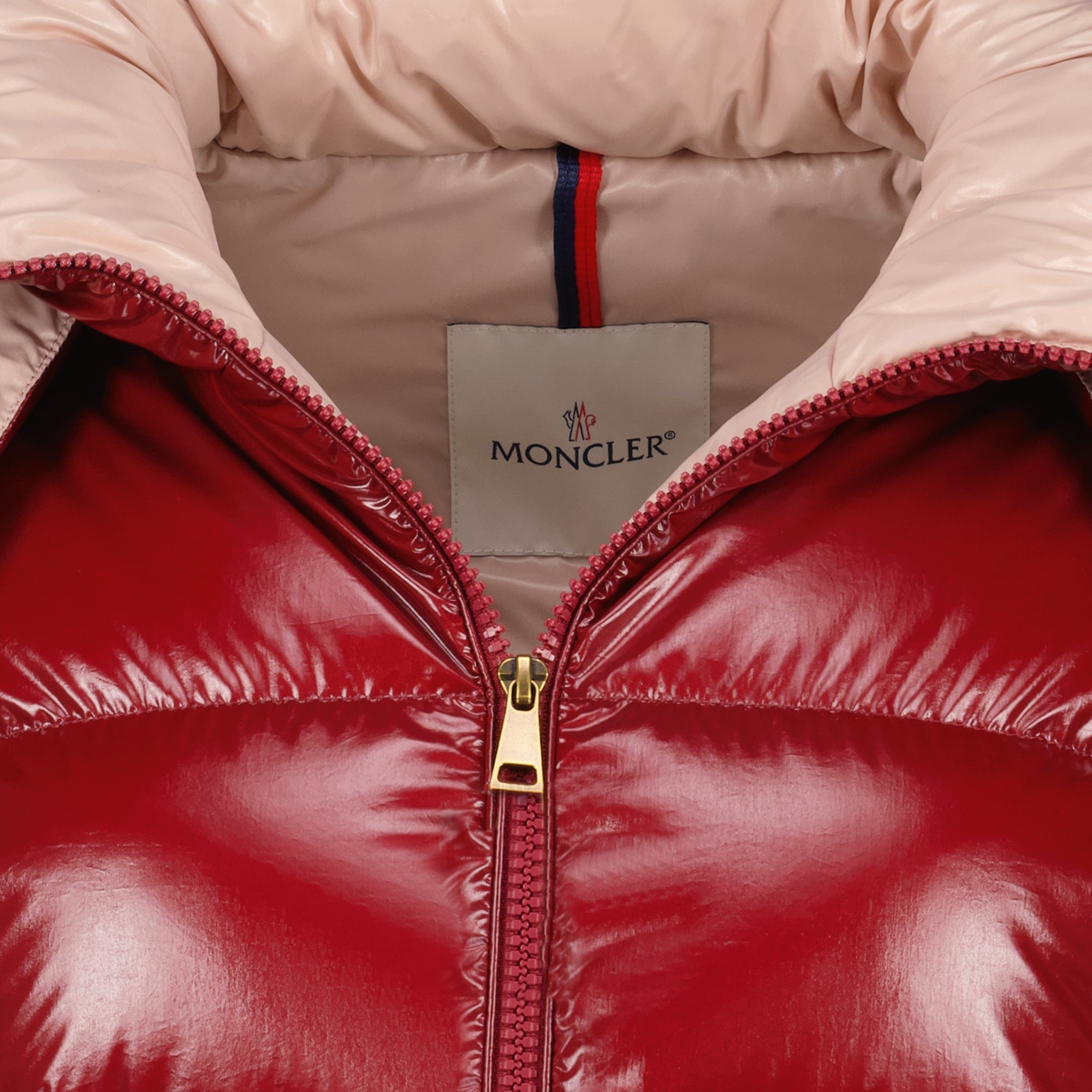 Manteaux ニヴェオレ レッド ダウン ジャケット Moncler Rouge Femme