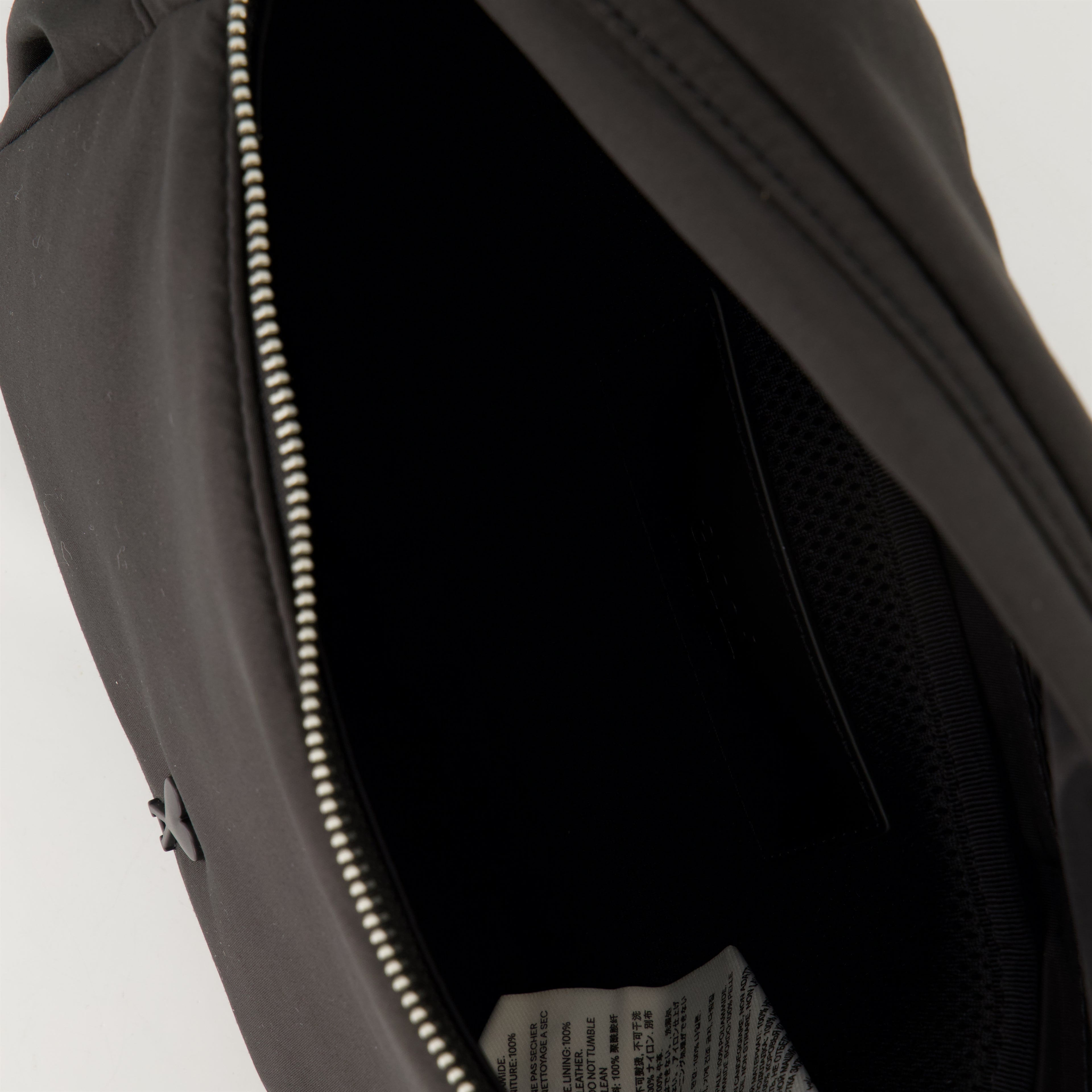 Sacs bandoulière Sac Messenger Ami de coeur Ami PARIS Noir Unisexe