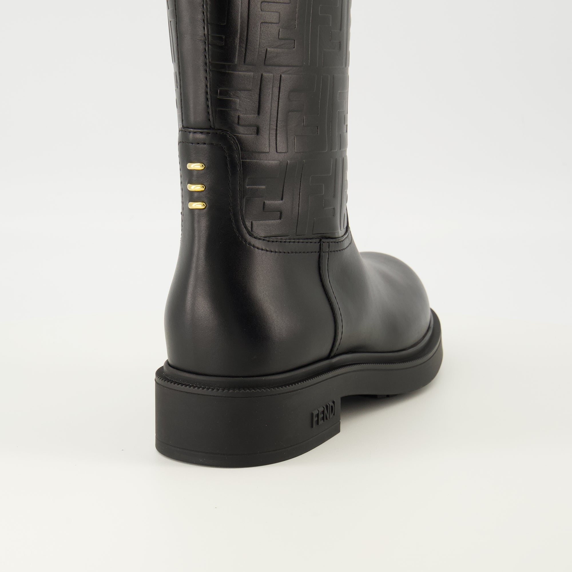 Image de l'article Bottes Filo en cuir noir de la marque Fendi pour Femme - Saison Automne-Hiver 2025 - Vue arrière