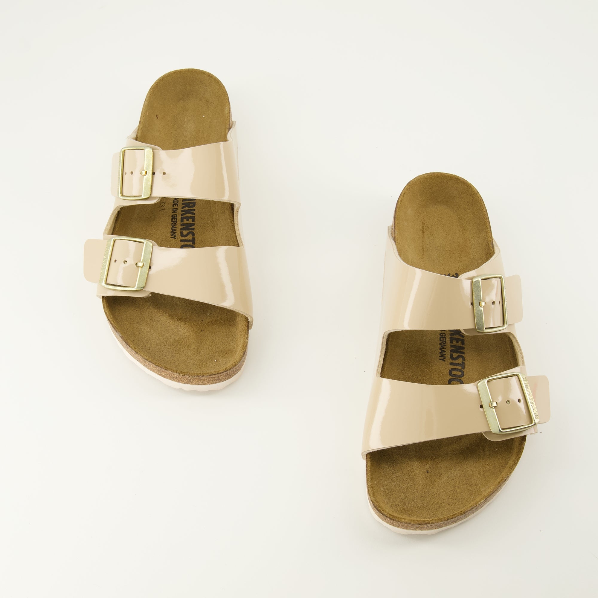 Image of the Birkenstock Arizona Beige Sandals for Unisex - Spring-Summer 2026 - Top View of Pair of Shoes