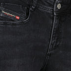 Image of the Diesel D-Ebbey L.30 jeans for women - Autumn-Winter 2025 - Detailed View_3