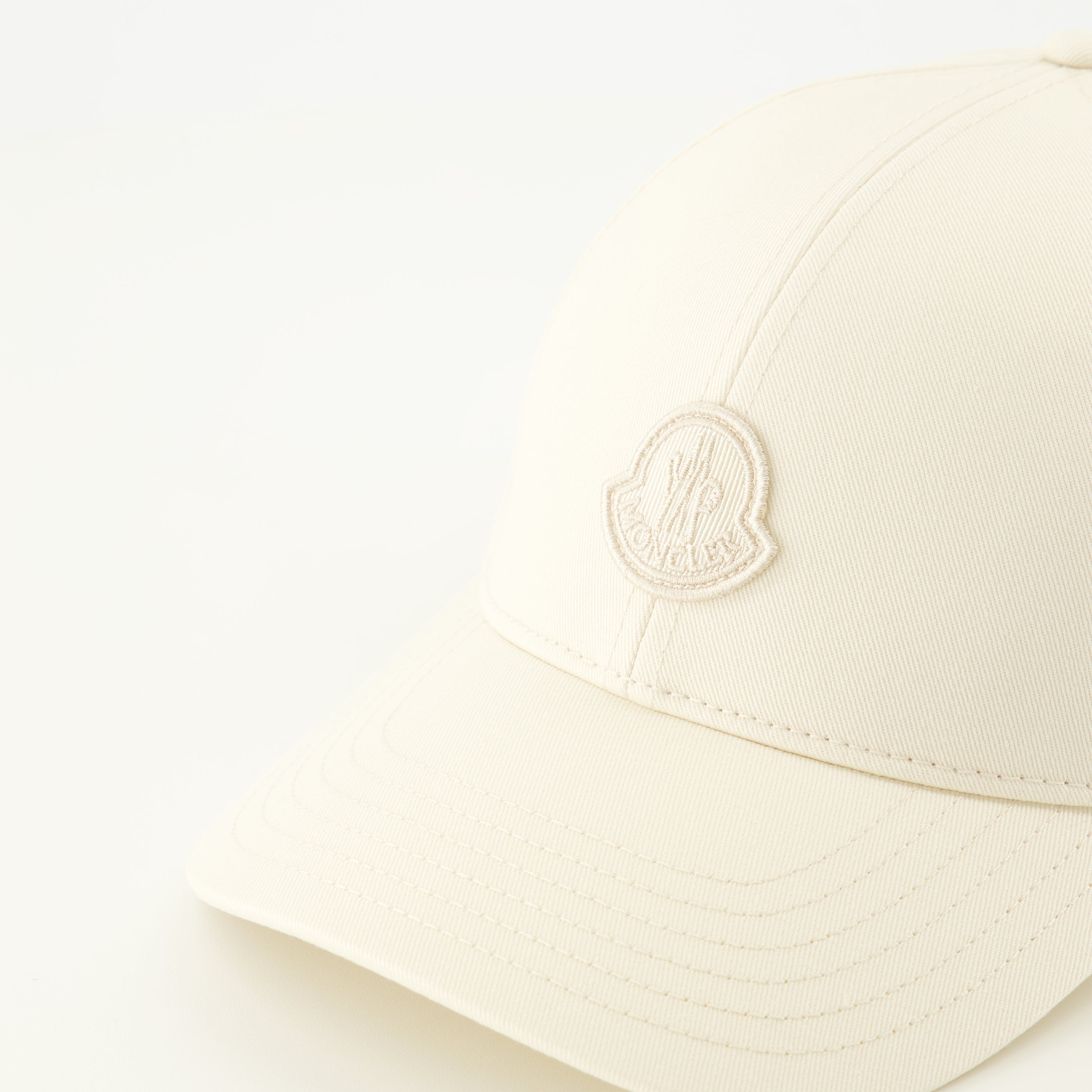 Bild des Moncler Damen Weißes Logo-Cap - Frühling-Sommer 2026 - Detaillierte Ansicht 3