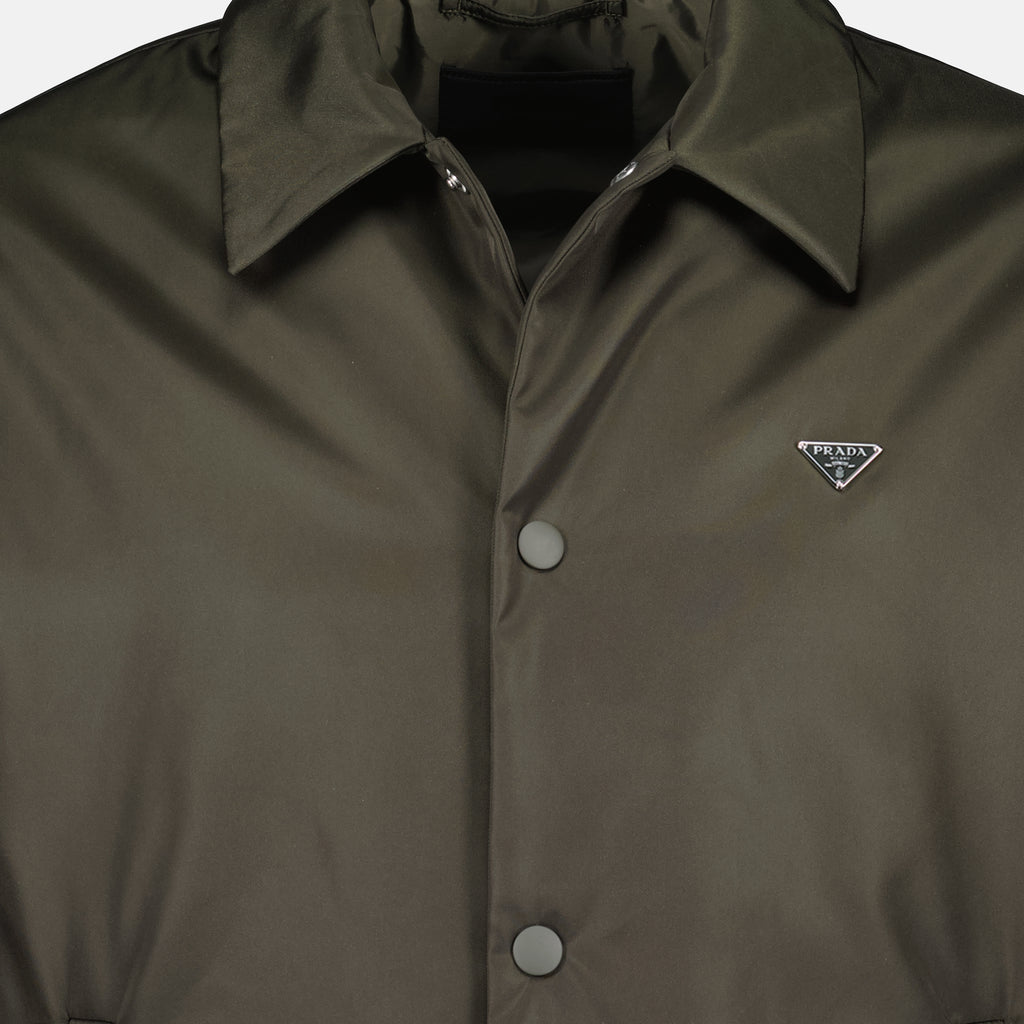 Imagen del artículo Chaqueta de nailon kaki de Prada para Hombre - Temporada Primavera-Verano 2026 - Vista Detallada_2