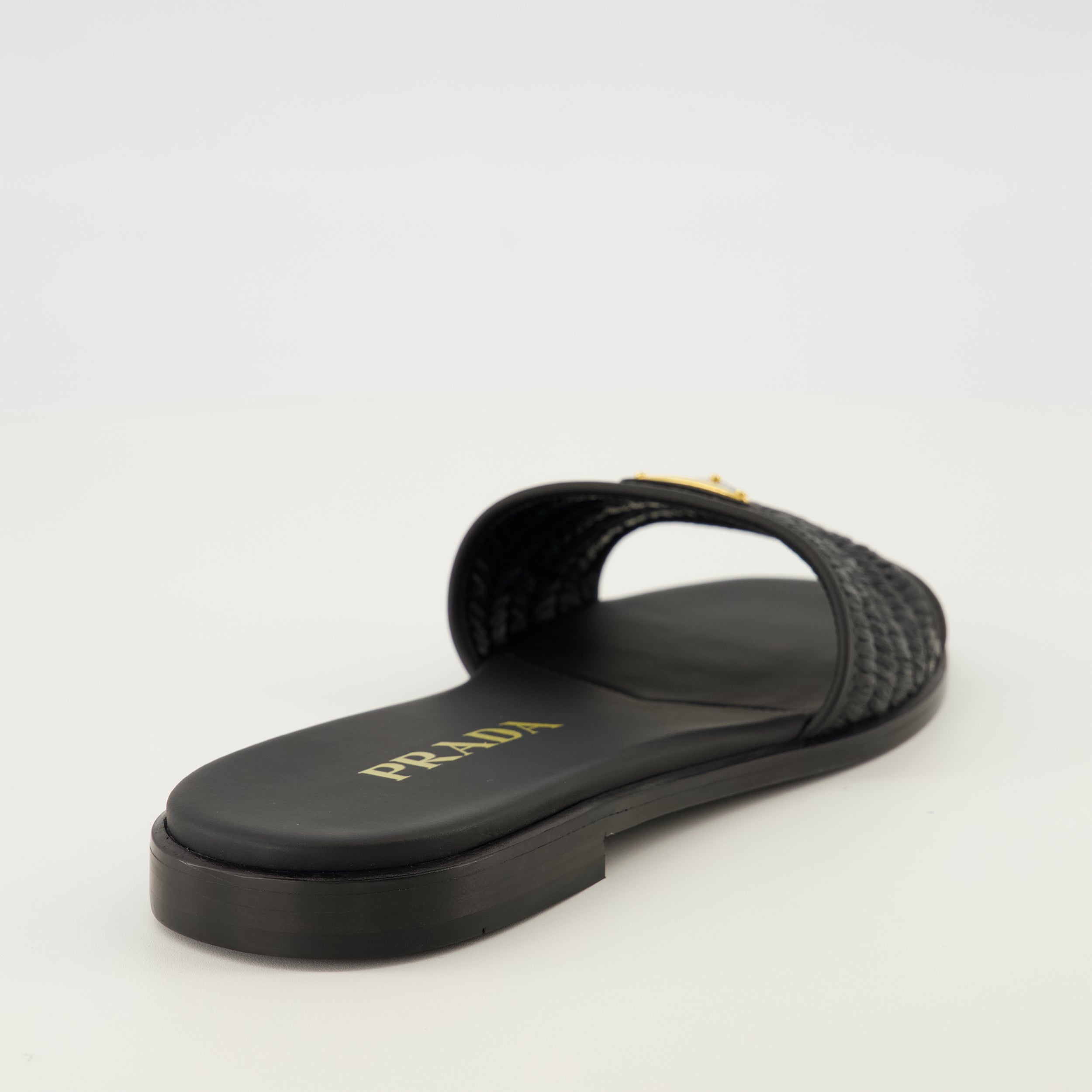 Imagen de las mulle de ganchillo negro de Prada para Mujer - Temporada Primavera-Verano 2026 - Vista trasera