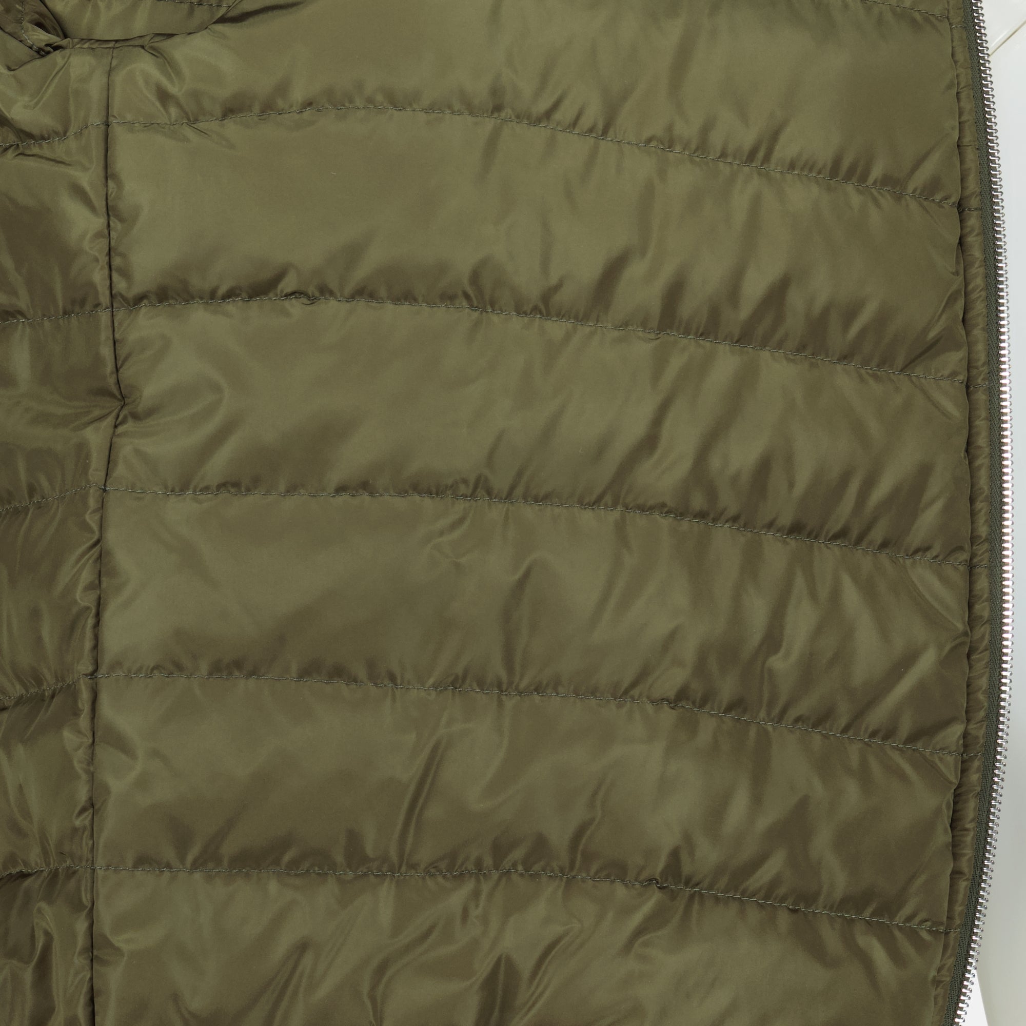 Image de l'article Doudoune en teddy de la marque Miu Miu pour Femme - Saison Printemps-Été 2026 - Vue détaillée_2