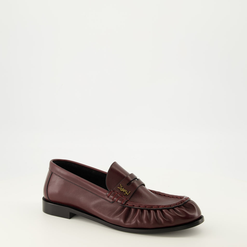 Mocassins Loafer aus geschmeidigem Leder in Burgunderrot Saint Laurent Bordeaux Homme
