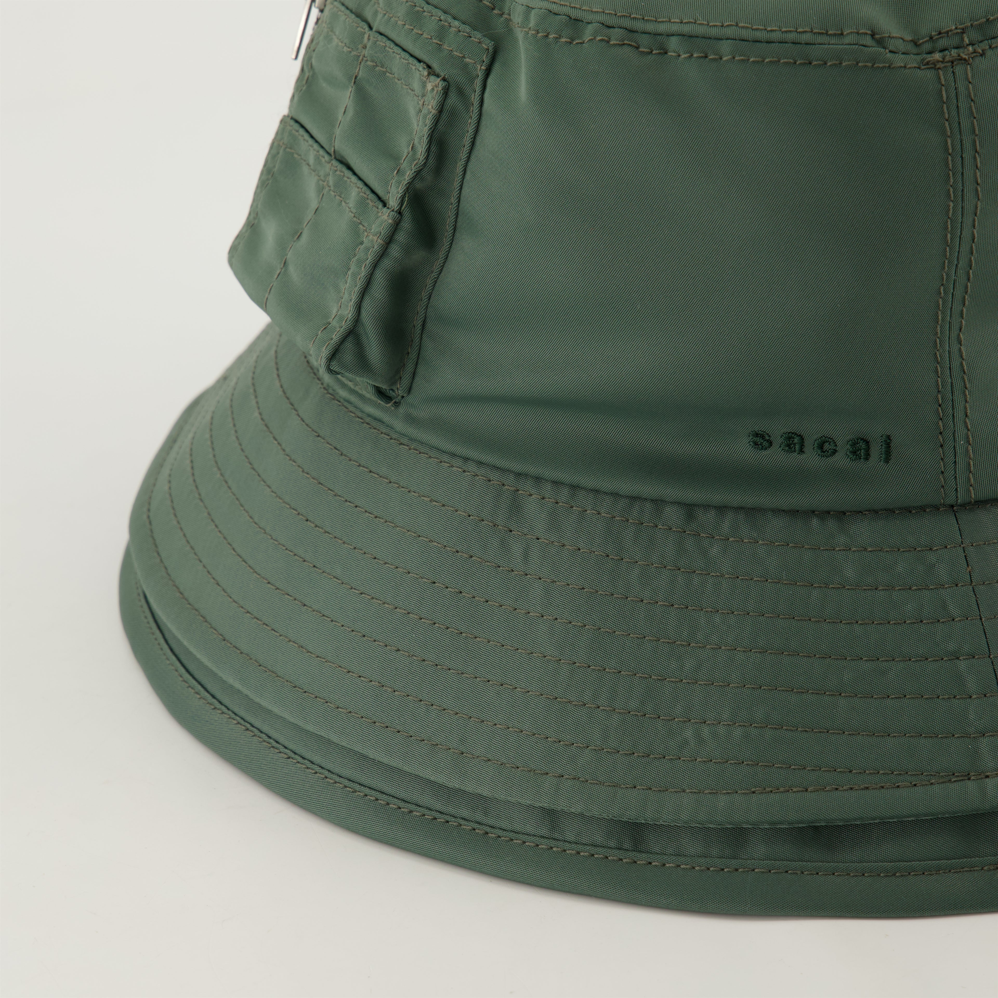 Hats, caps and beanies Bob à logo Sacai Green Homme