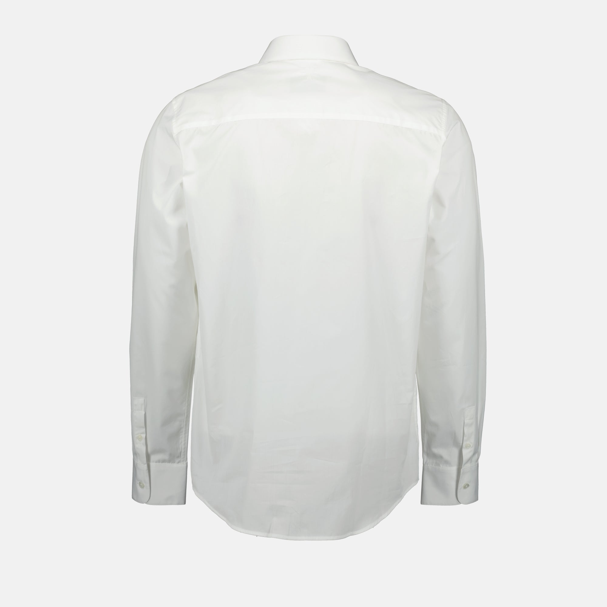 Image of the white Ami heart shirt from the brand Ami PARIS for Men - Autumn-Winter Season 2025 - Detailed View 2
