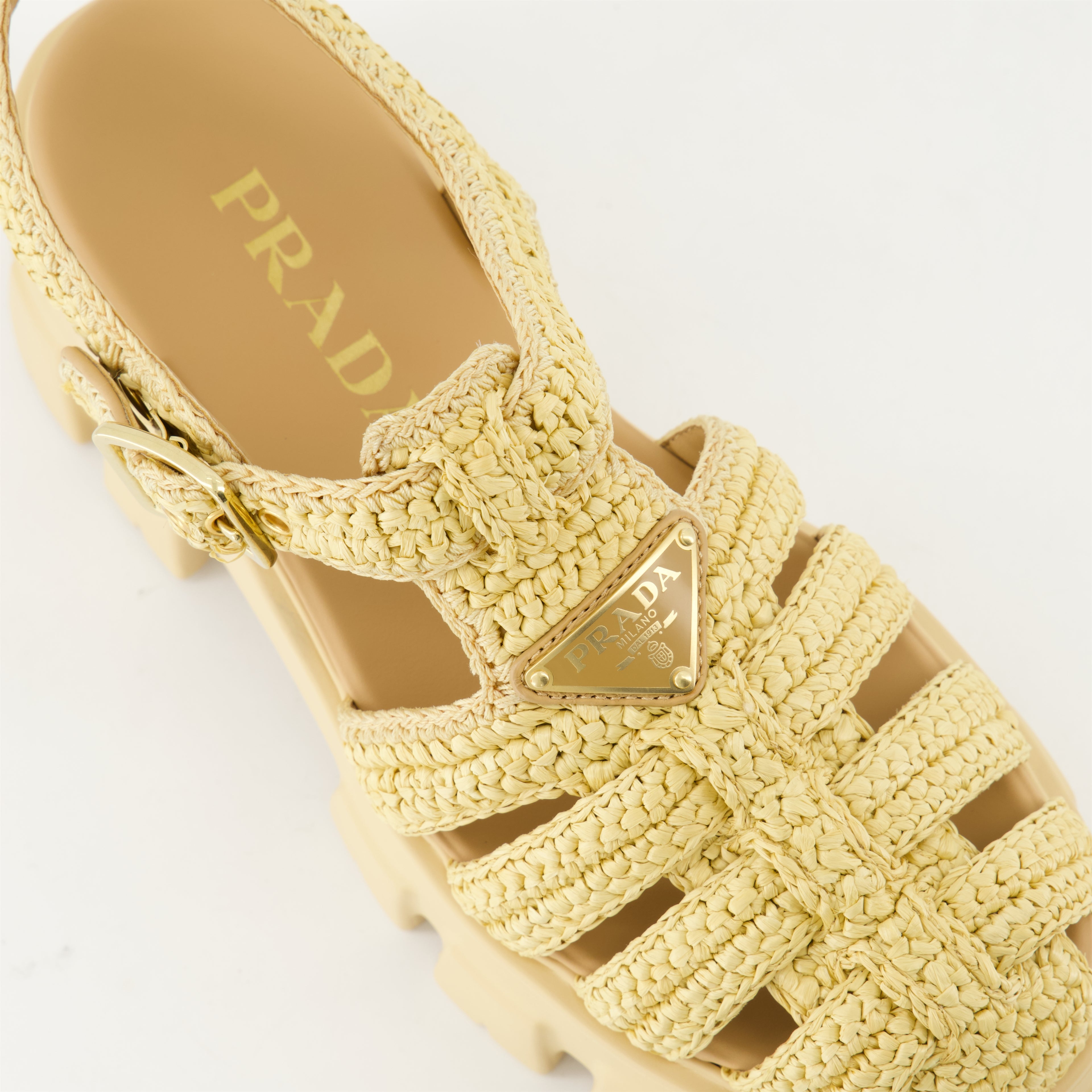 Zapatos abiertos Sandalias de rafia Monolith Prada Beige Femme