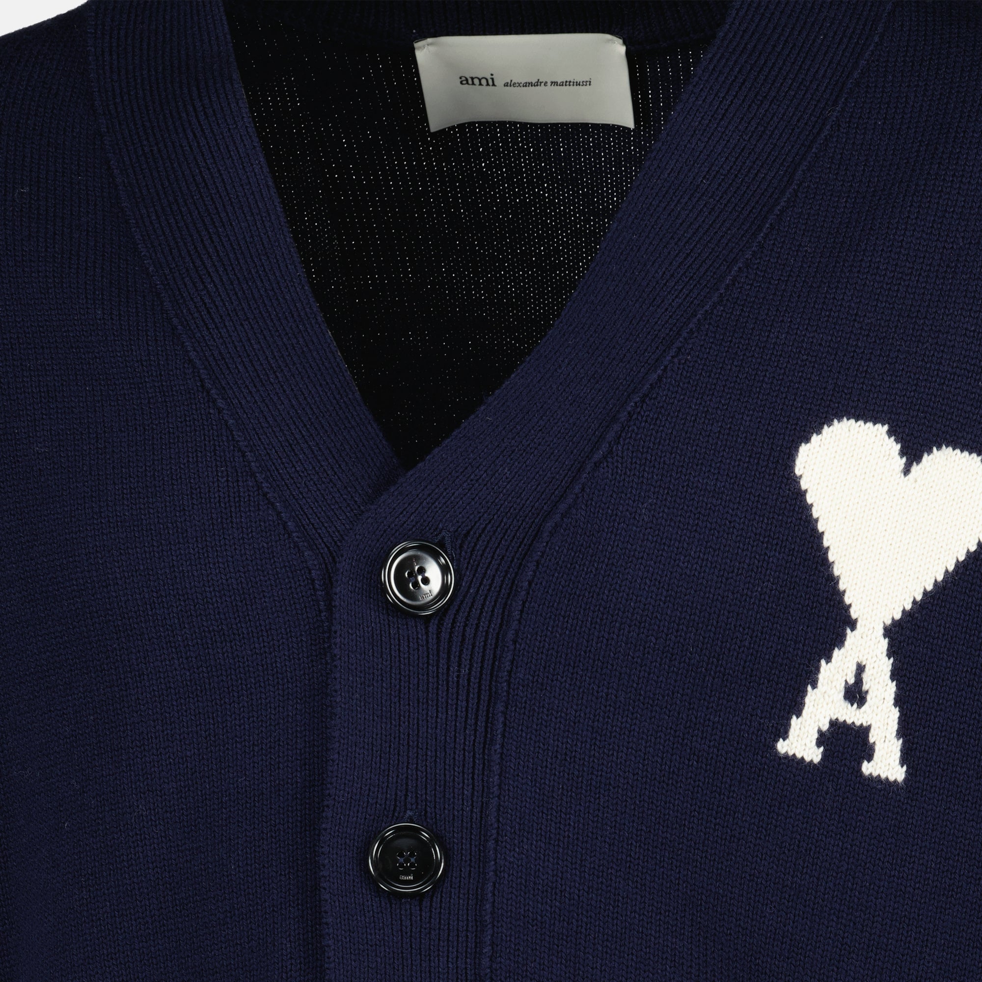 Image de l'article Cardigan AMI de coeur bleu marine de la marque Ami PARIS pour Unisex - Saison Printemps-Été 2026 - Vue détaillée_1