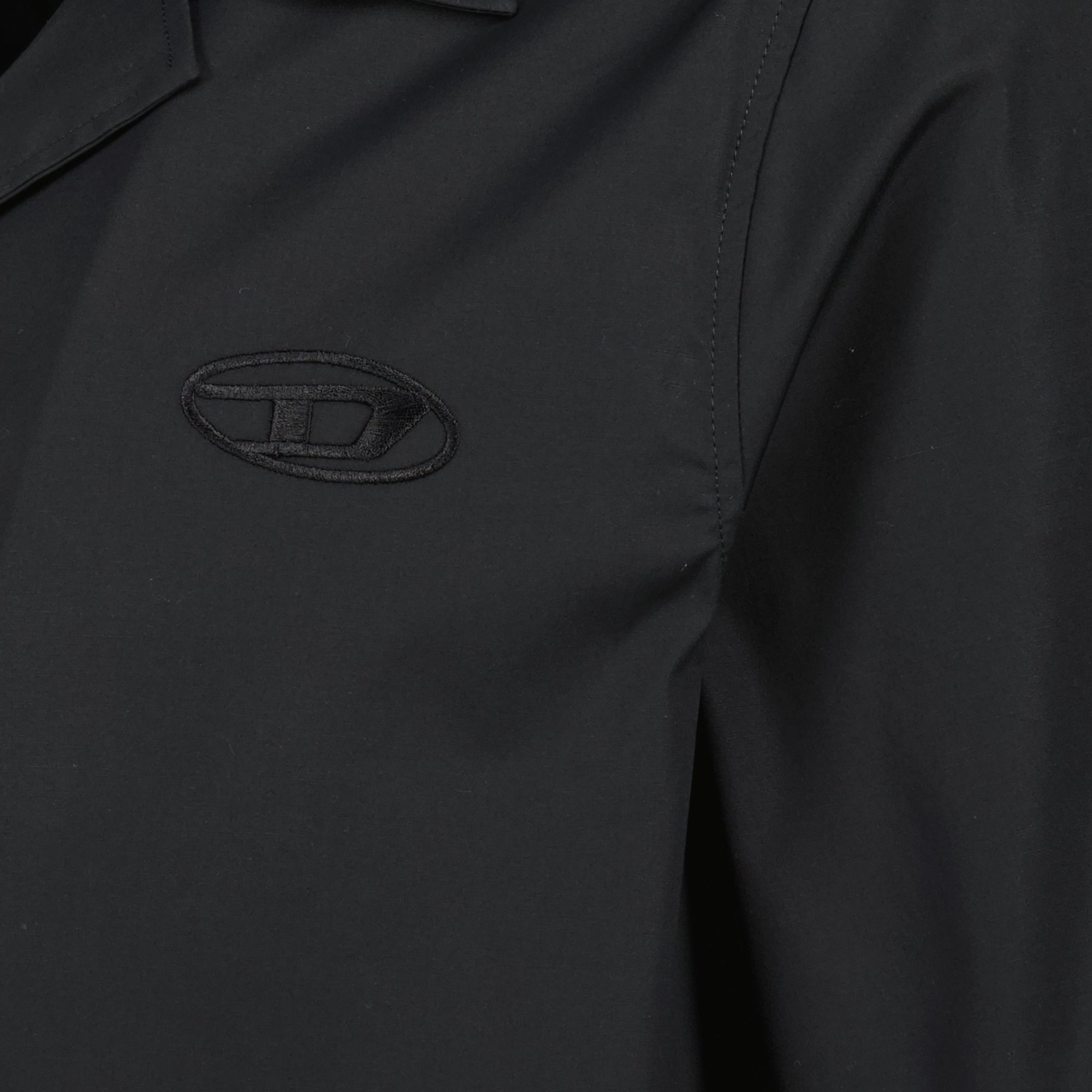 Image de l'article Chemise à manches courtes S-Mac-GSBH noire de la marque Diesel pour Homme - Saison Printemps-Été 2026 - Vue détaillée_2