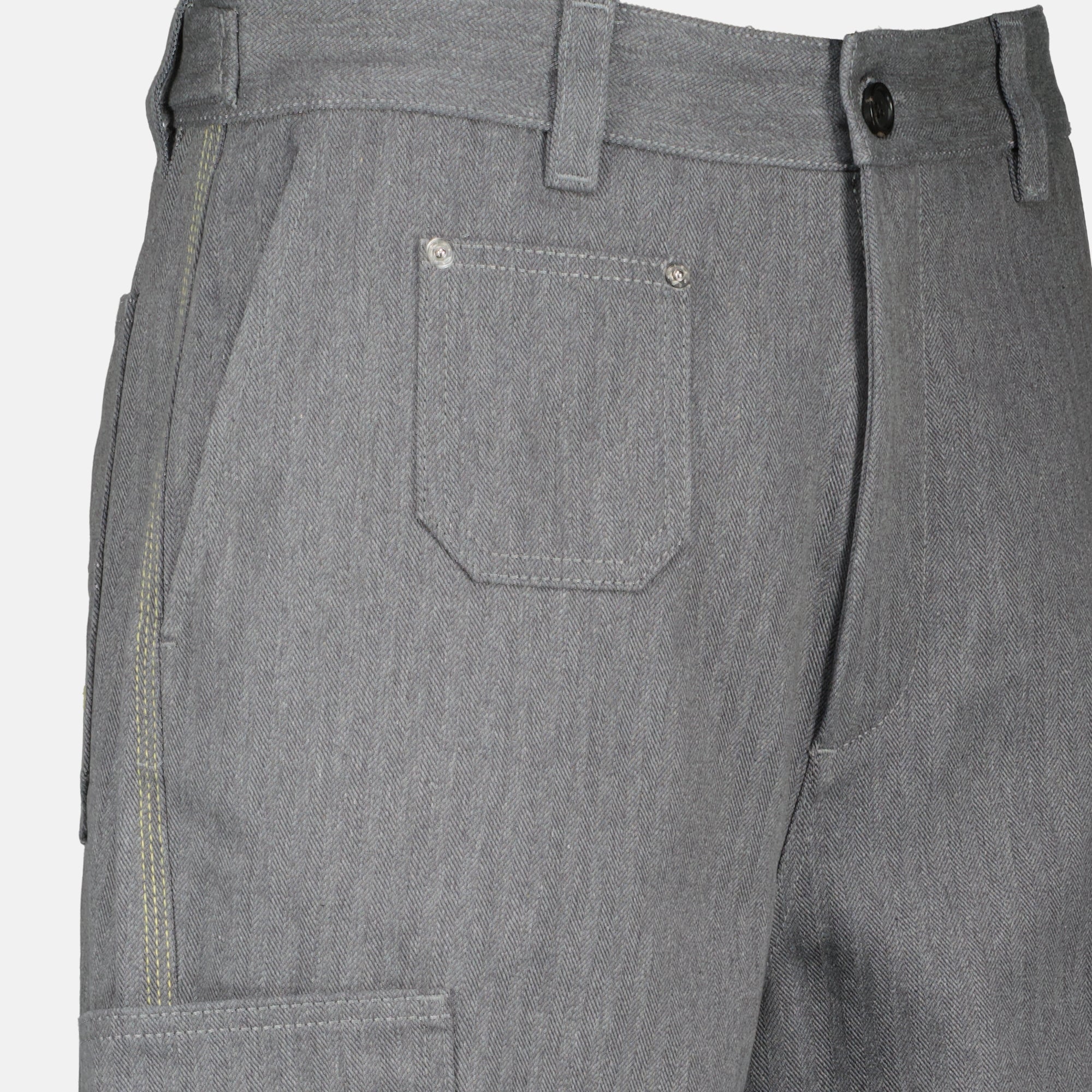 Image of the Givenchy Men's Grey Denim Cargo Pants - Spring-Summer 2026 - Detailed View 1