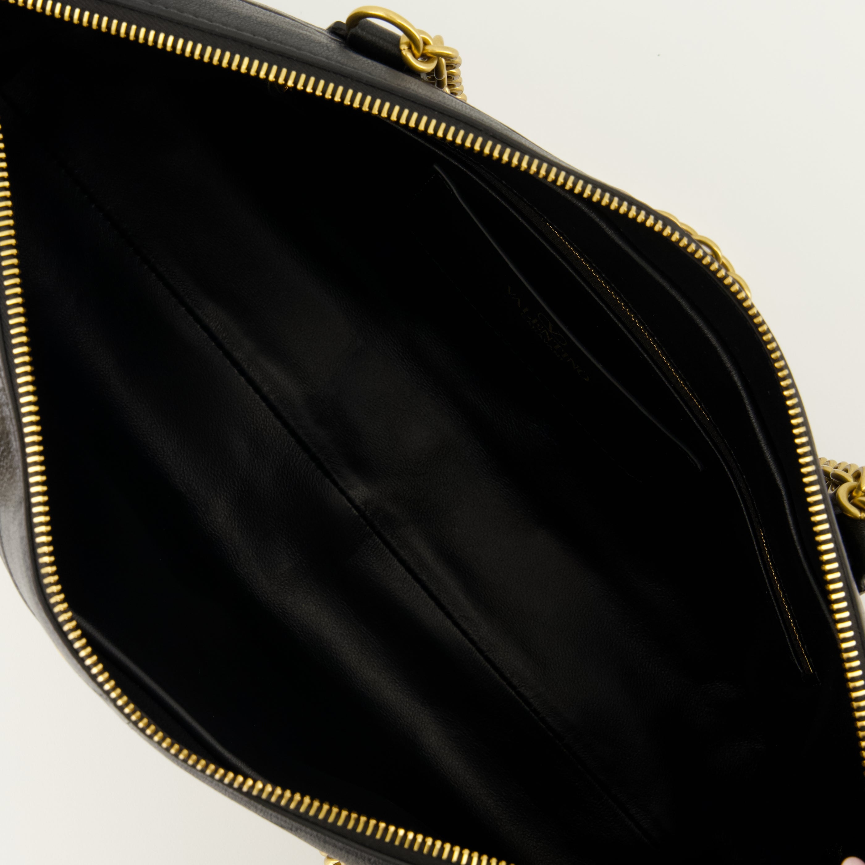 Sacs bandoulière Bolso Panthea de Cuero Nappa en Negro Valentino Garavani Noir Femme