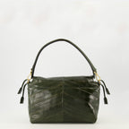 Imagen del artículo bolso Mamma Baguette mediano verde oscuro de la marca Fendi para Mujer - Temporada Otoño-Invierno 2025 - Vista Trasera