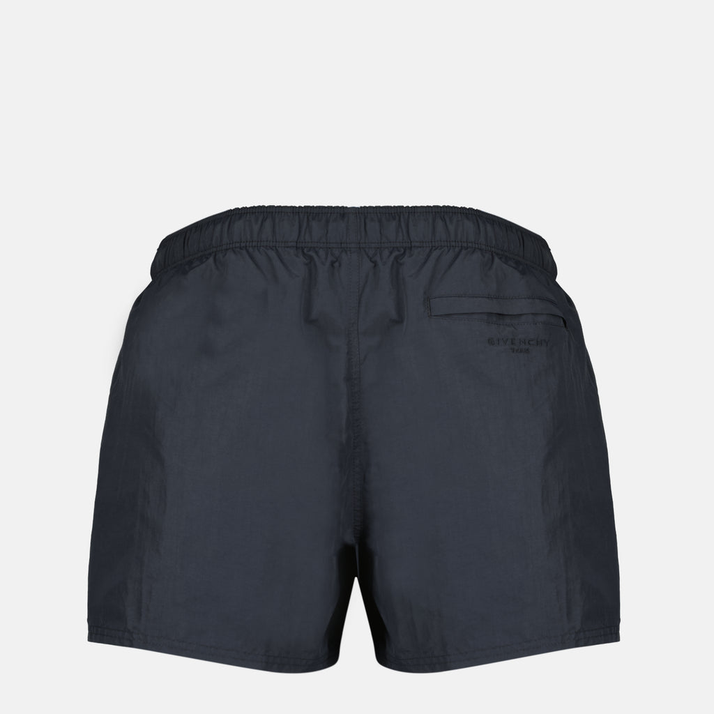 Immagine dei pantaloni da bagno neri del marchio Givenchy per Uomo - Collezione Primavera-Estate 2026 - Vista Posteriore