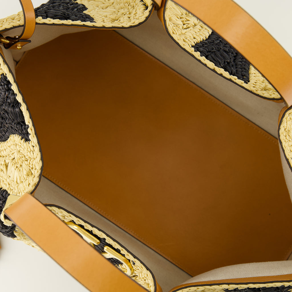 발렌티노 가라바니 브랜드 여성용 라피아 및 가죽 토트백의 이미지 - 2026년 봄-여름 시즌 - 상세 보기_3