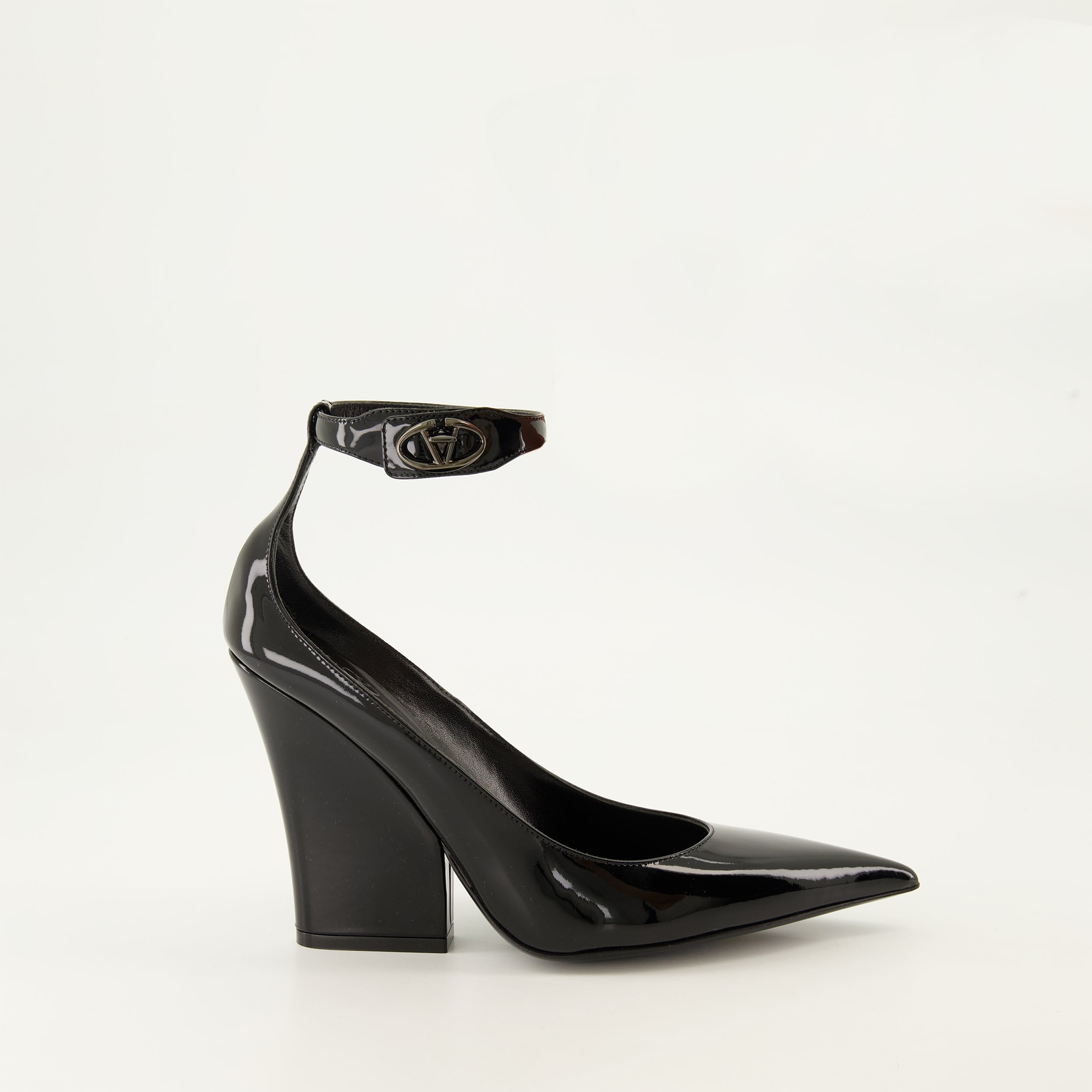 Heels VLogo The Bold Heels Valentino Garavani Black Femme