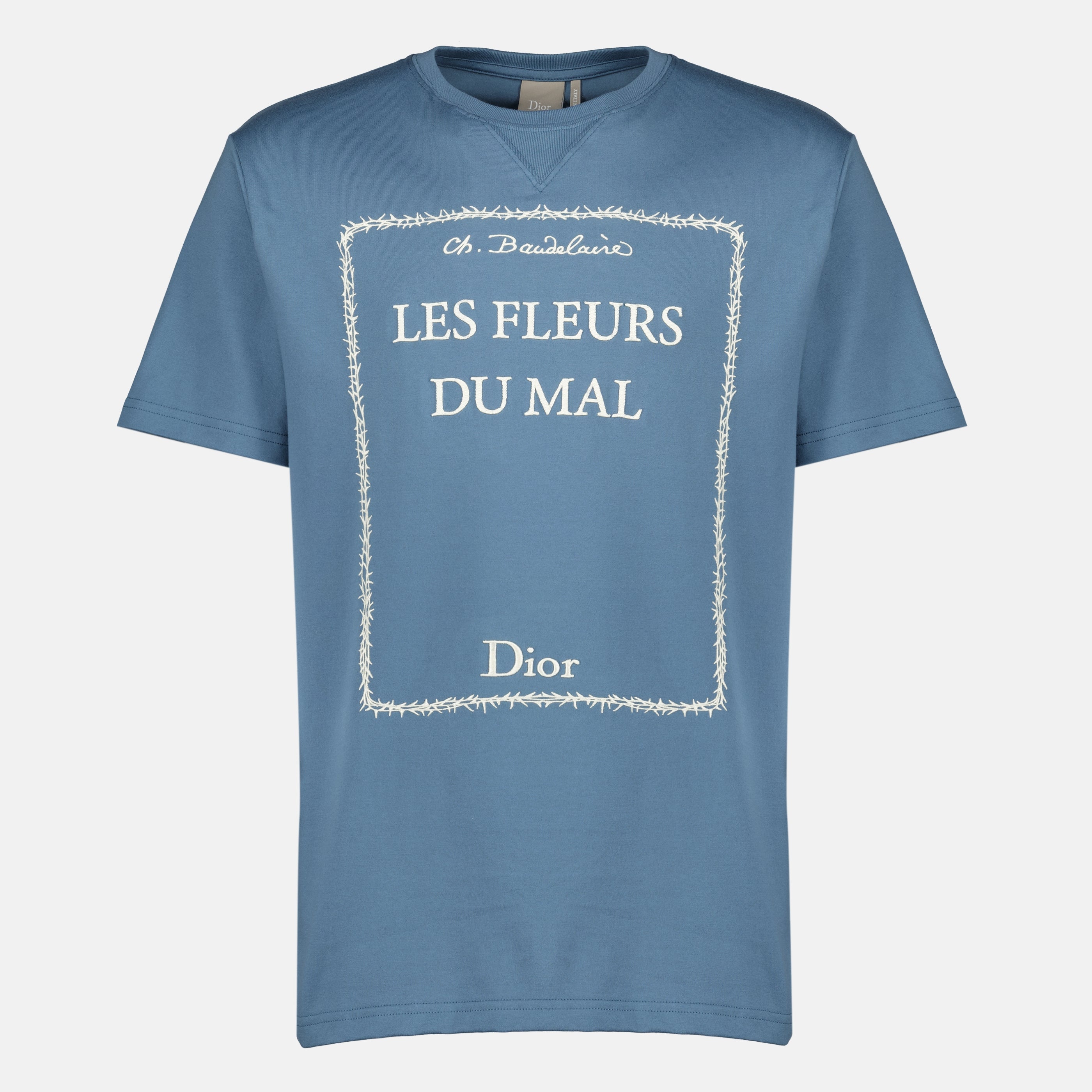 Imagen de la camiseta azul de Dior para Hombre con bordado de Book Cover en algodón - Temporada Primavera-Verano 2026 - Vista Frontal