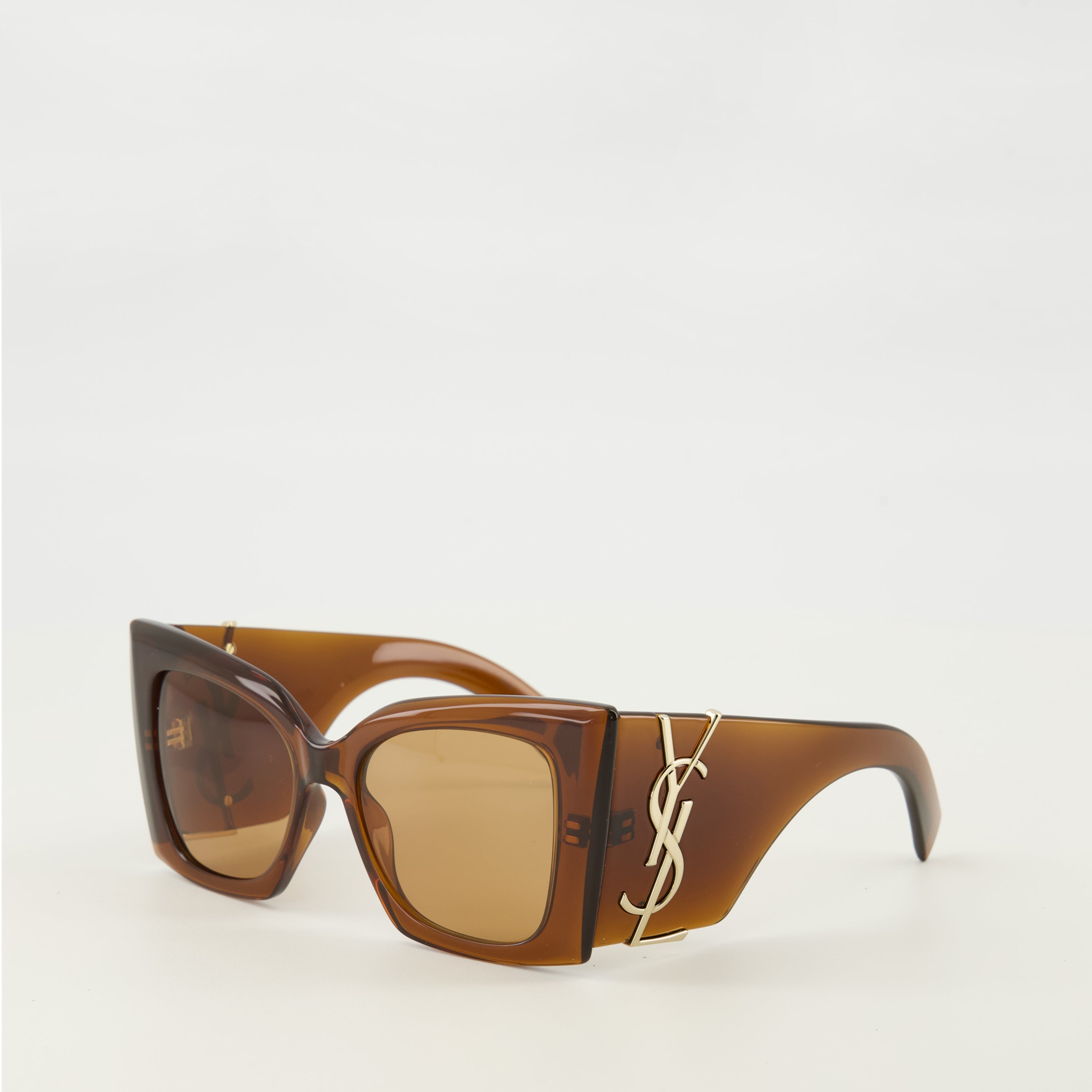 Image de l'article Lunettes de soleil SLM119 marron de la marque Saint Laurent pour Femme - Saison Printemps-Été 2026 - Vue de Dos