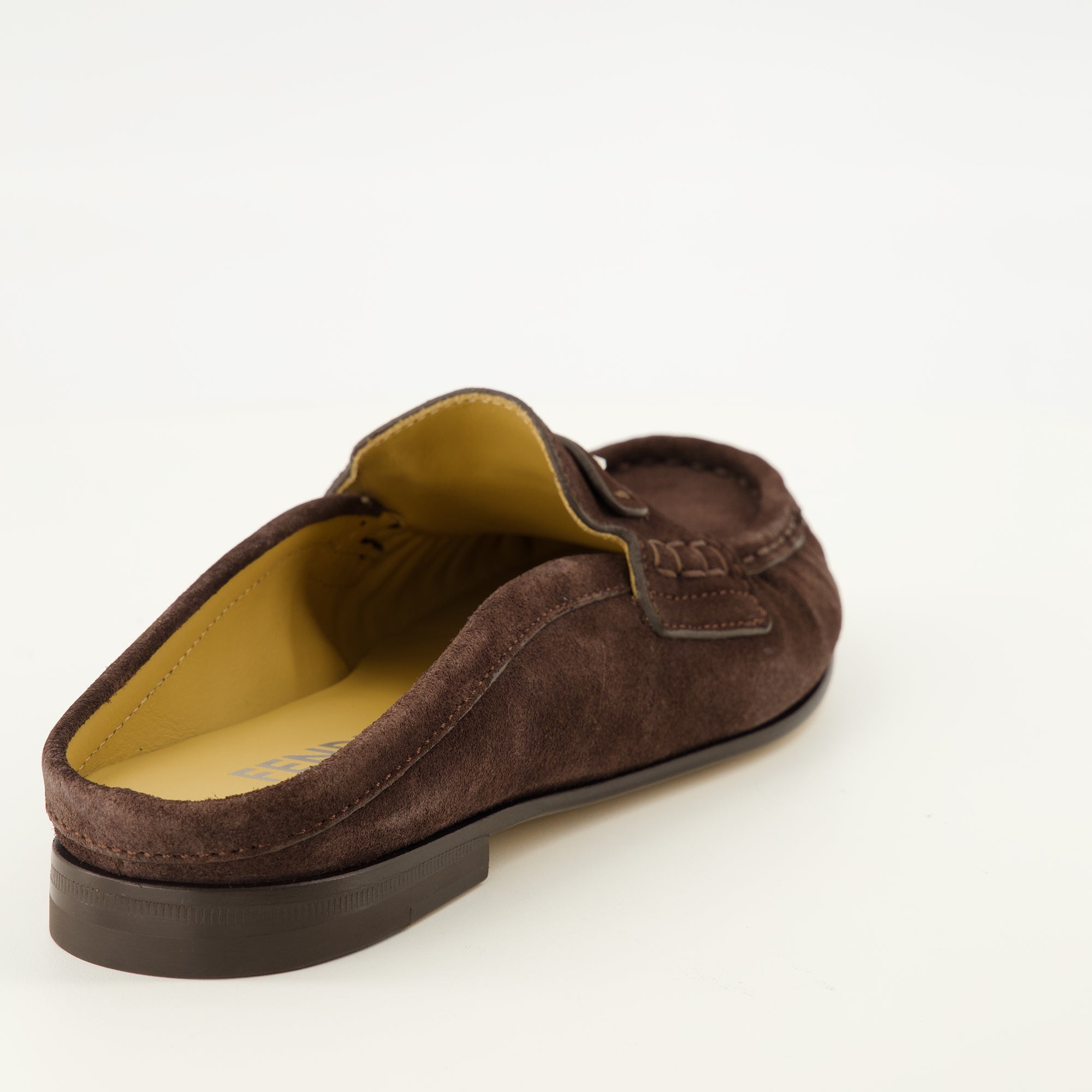 Chaussures ouvertes 브라운 스웨이드 스크런치 뮬 Fendi Marron Femme