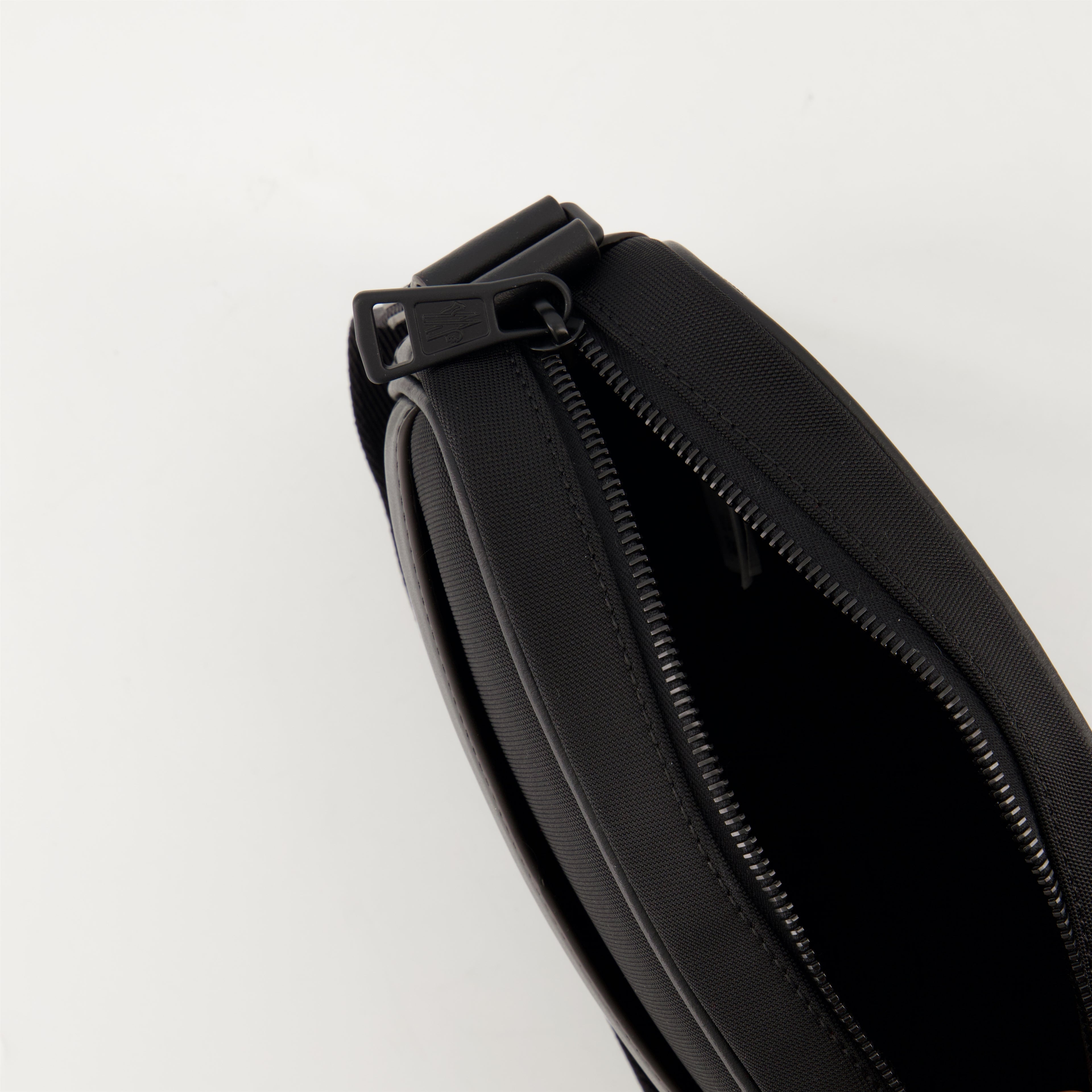 Sacs bandoulière Sac à bandoulière Pierrick Moncler Noir Homme