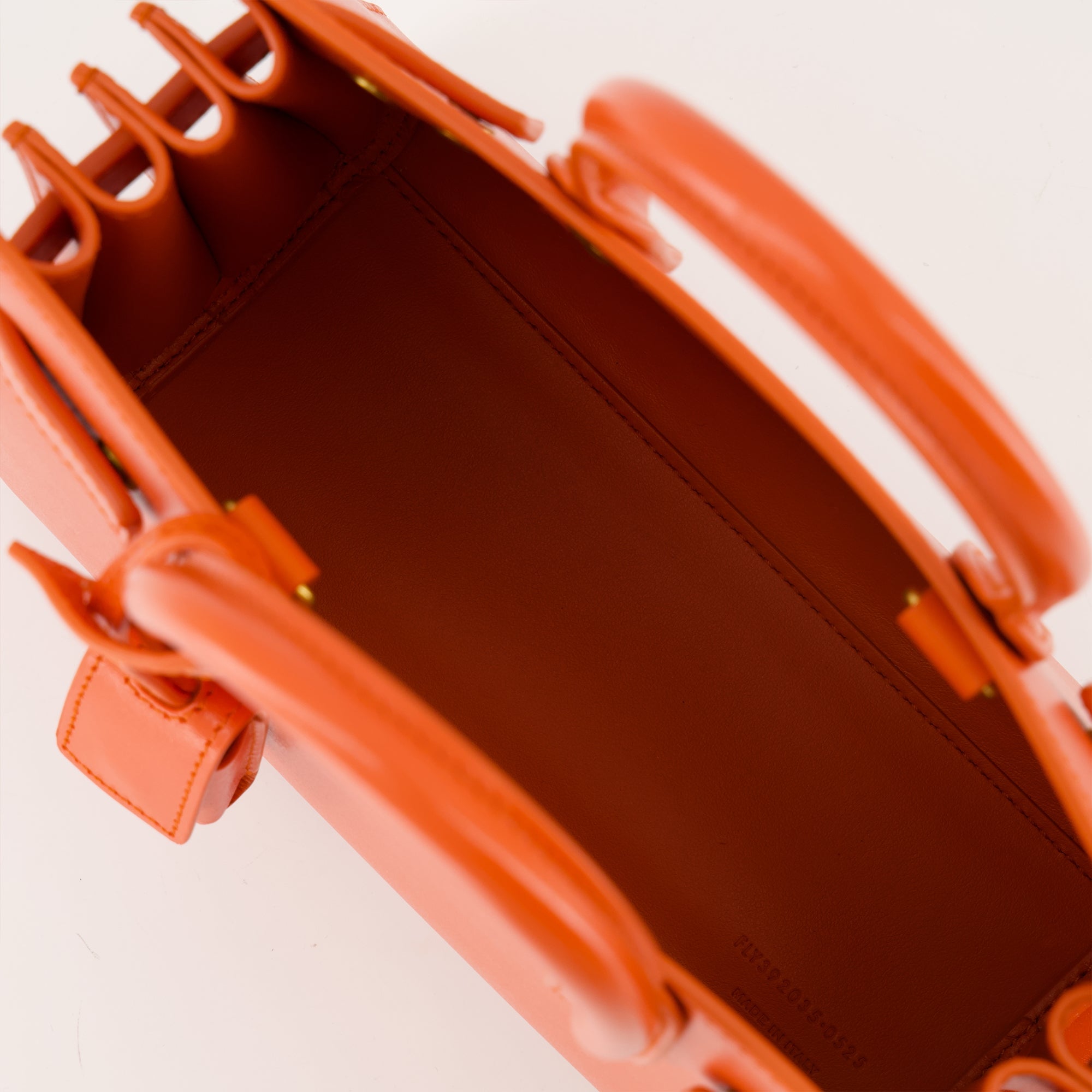 Immagine della borsa da giorno nano del marchio Saint Laurent per donna - Stagione Autunno-Inverno 2025 - Vista Dettagliata_3