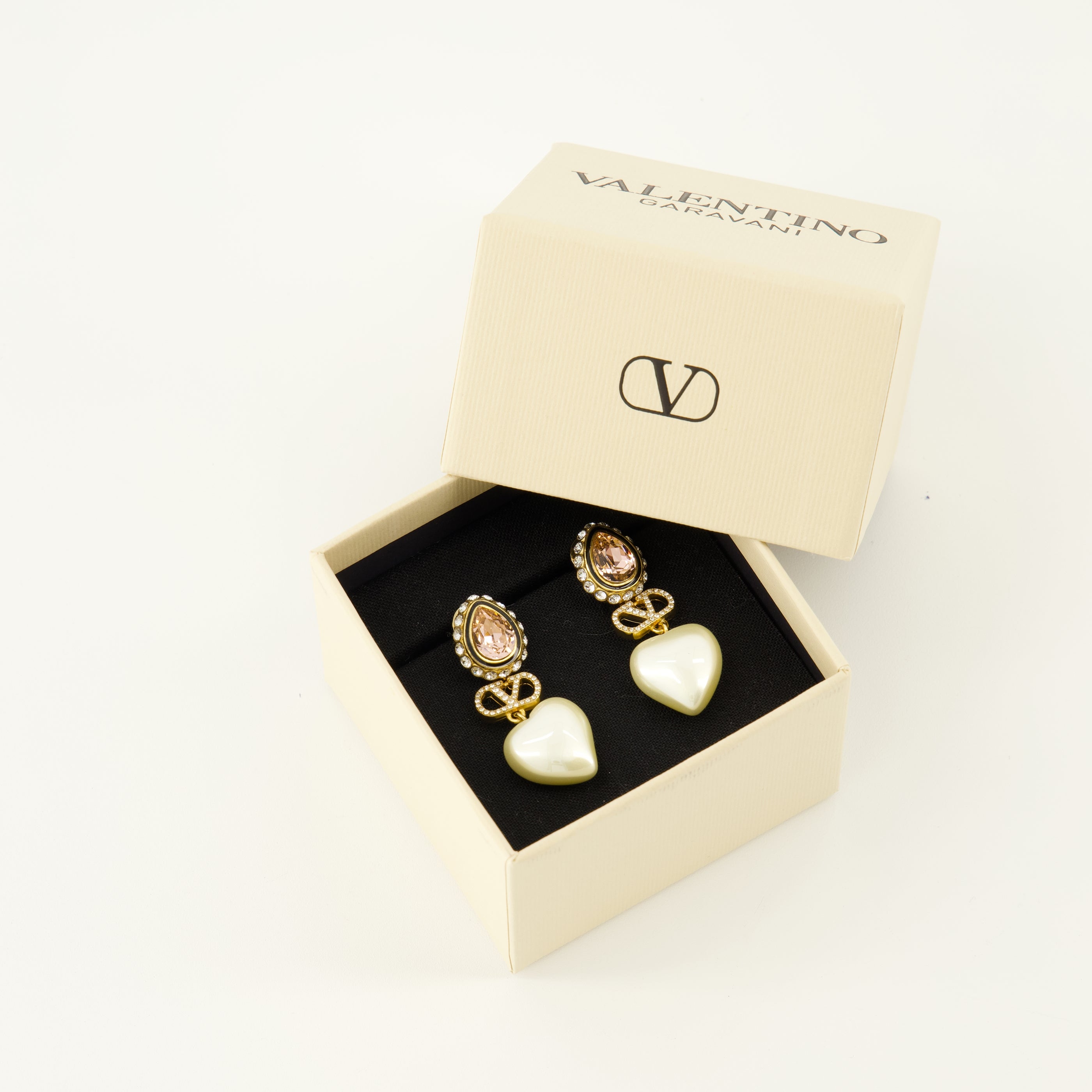 Bijoux Orecchini VLogo a forma di cuore in smalto e cristalli Valentino Garavani Doré Femme