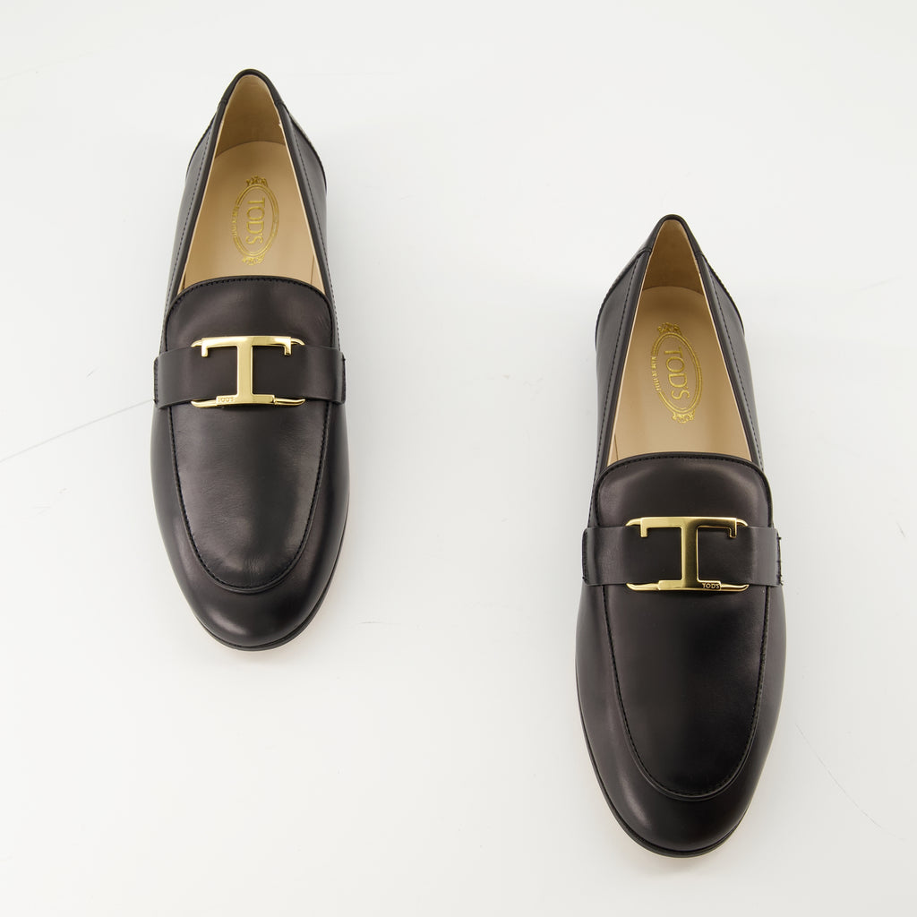 Imagen de los mocasines T Timeless de Tod's para Mujer - Temporada Otoño-Invierno 2025 - Vista superior de un par de zapatos