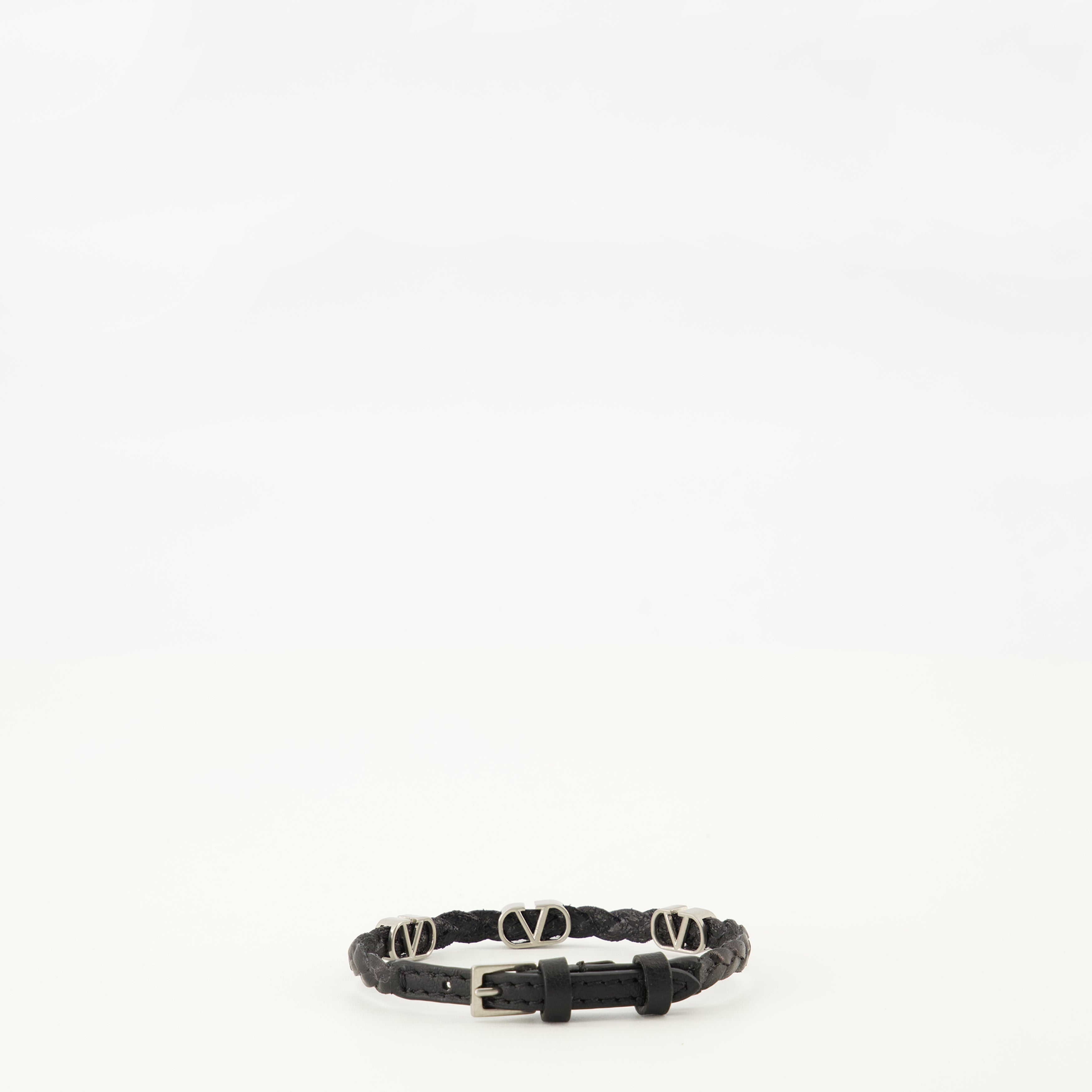 Image of the Men's Black Vlogo Leather Bracelet by Valentino Garavani - Spring-Summer 2026 - Back View