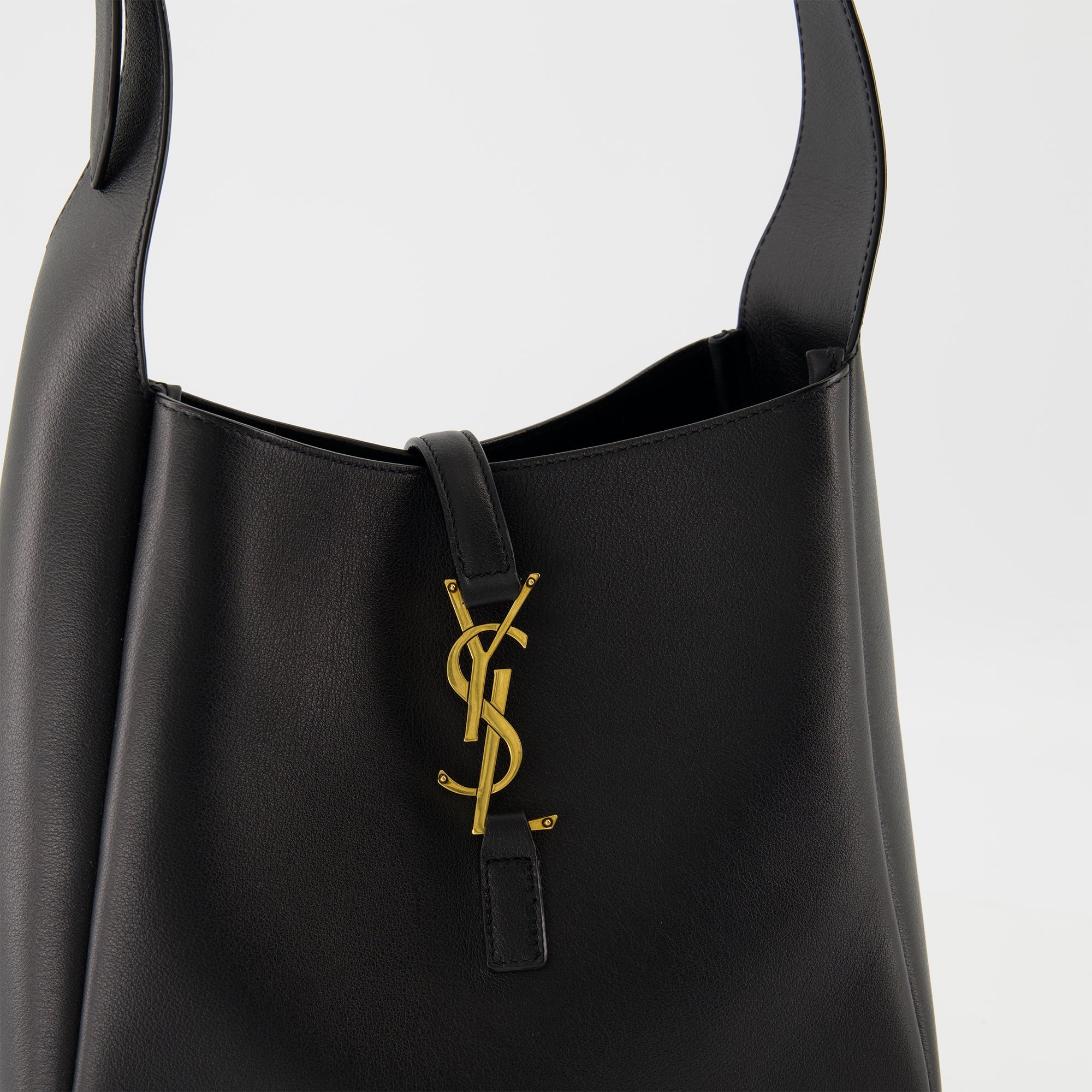 Sacs à main et épaule Le 5 à 7 スモールバッグ Saint Laurent Noir Femme