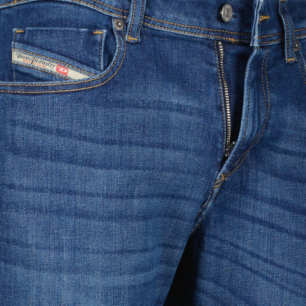 Bild des Jeans Sleenker 1979 L.34 der Marke Diesel für Herren - Herbst-Winter 2025 - Detaillierte Ansicht 1