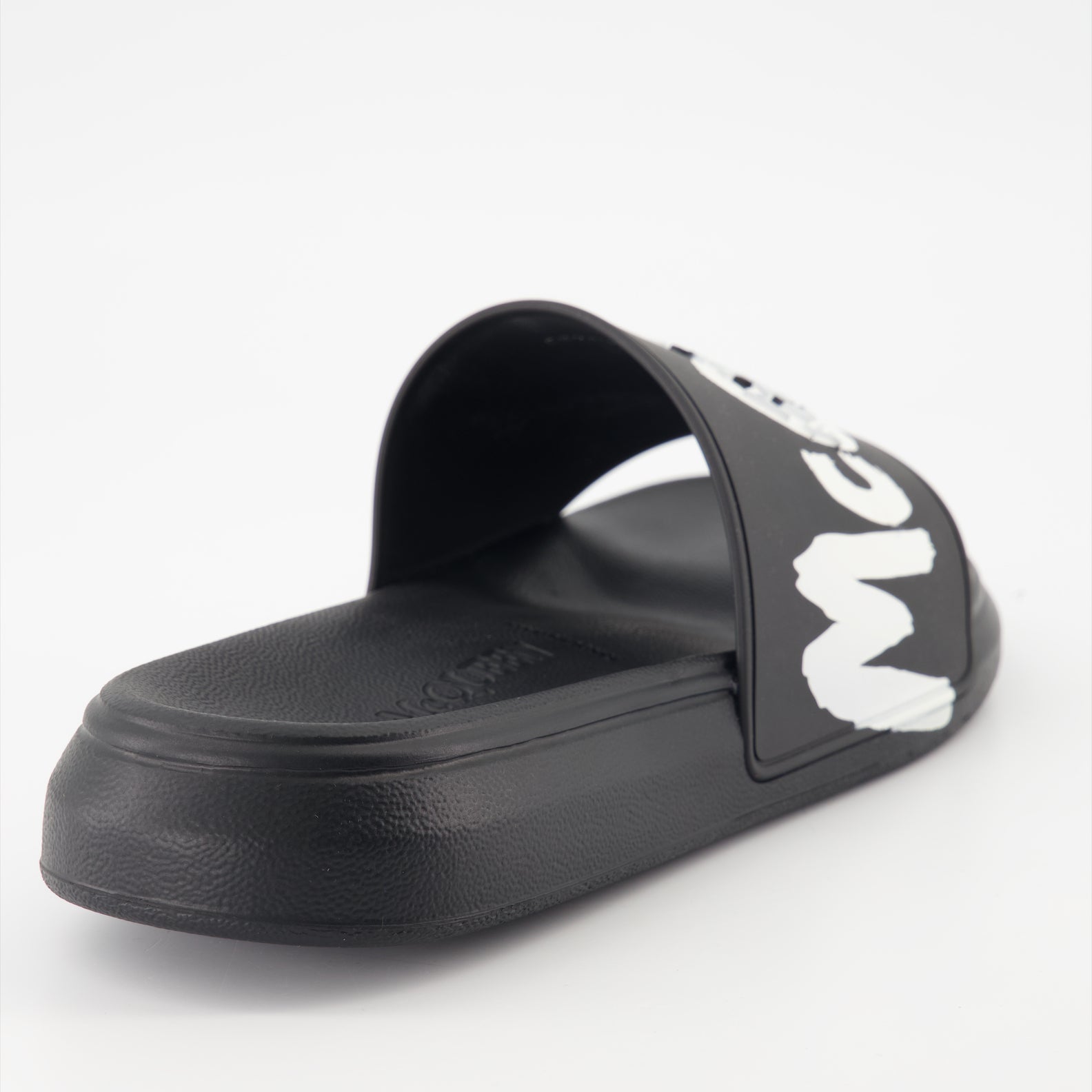 Offene schuhe Claquettes Graffiti Alexander McQueen Schwarz Homme