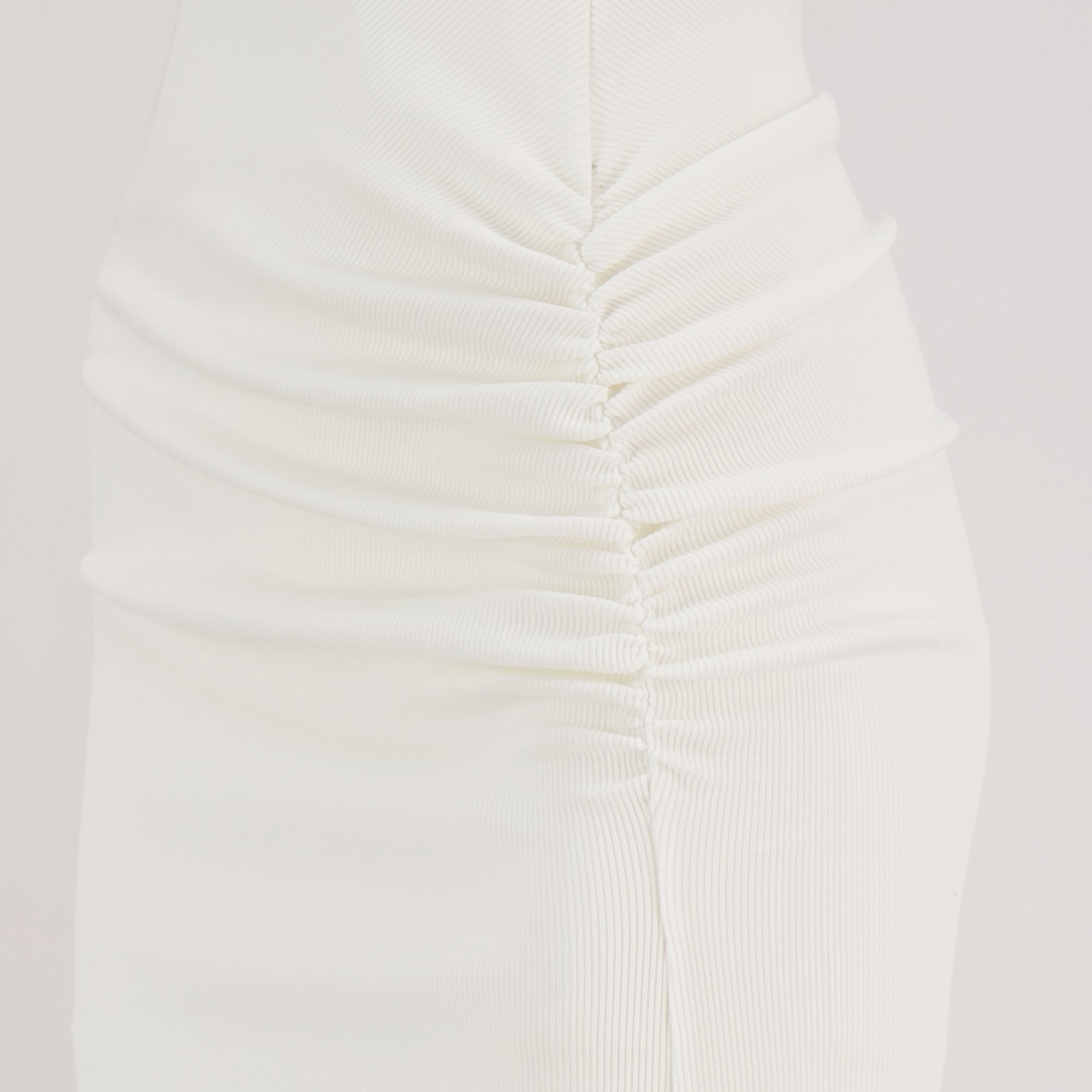 Image de l'article Robe à épinge en cristal de la marque Christopher Esber pour Femme - Saison Automne-Hiver 2025 - Vue détaillée_2