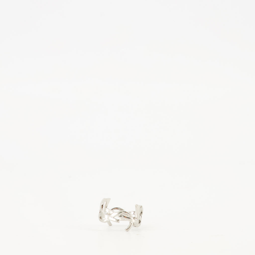 Image of the Cassandre Ring by Saint Laurent for Women - Autumn-Winter Season 2025 - Detailed View 2