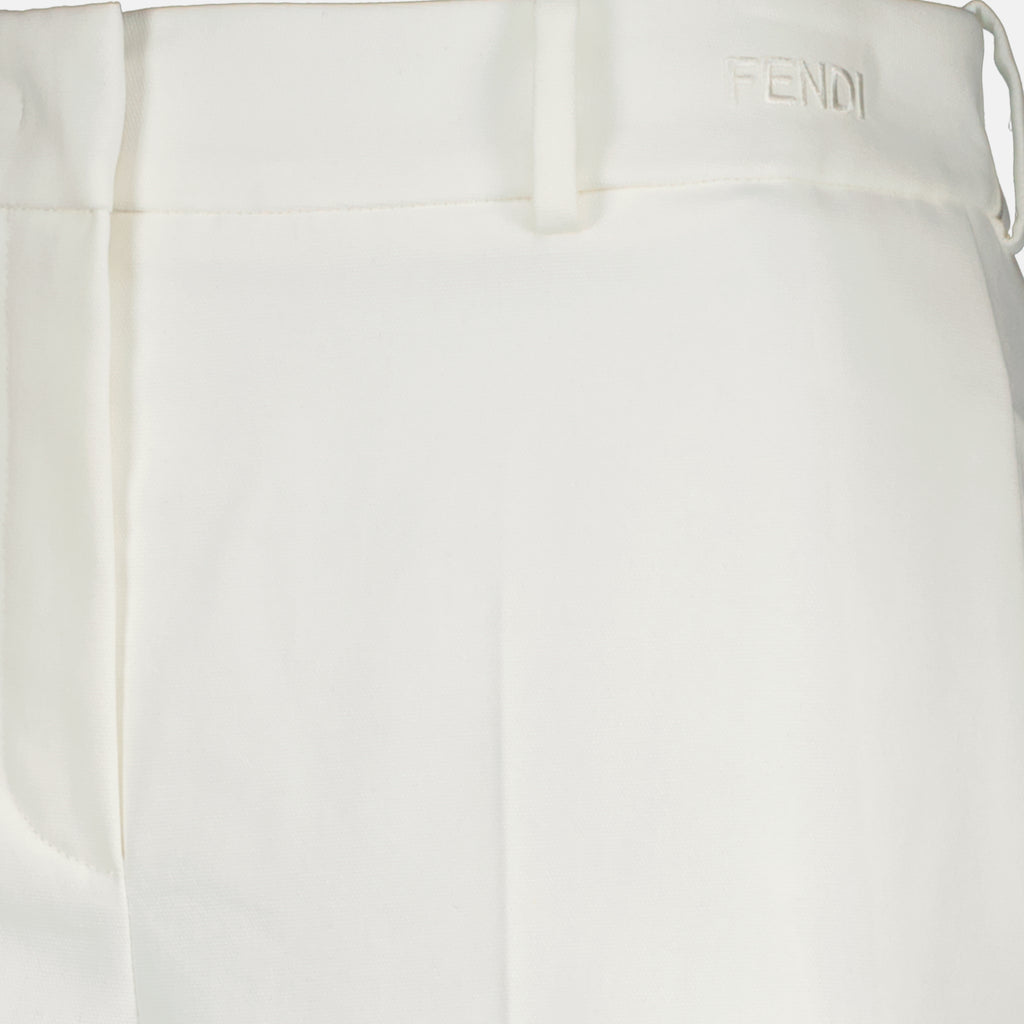 여성을 위한 Fendi의 흰색 면 캔버스 팬츠 이미지 - 2026 봄-여름 시즌 - 상세 보기 1