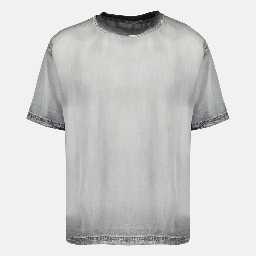 Imagen de la camiseta D-Box gris efecto deslavado de la marca Diesel para Hombre - Temporada Primavera-Verano 2026 - Vista Frontal