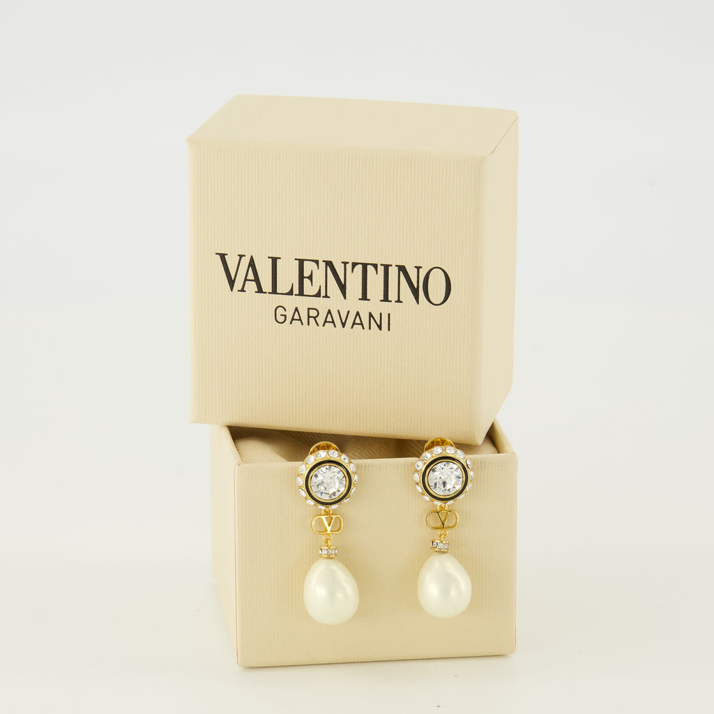 Bijoux Vlogo 귀걸이와 진주 및 금색 크리스탈 Valentino Garavani Doré Femme