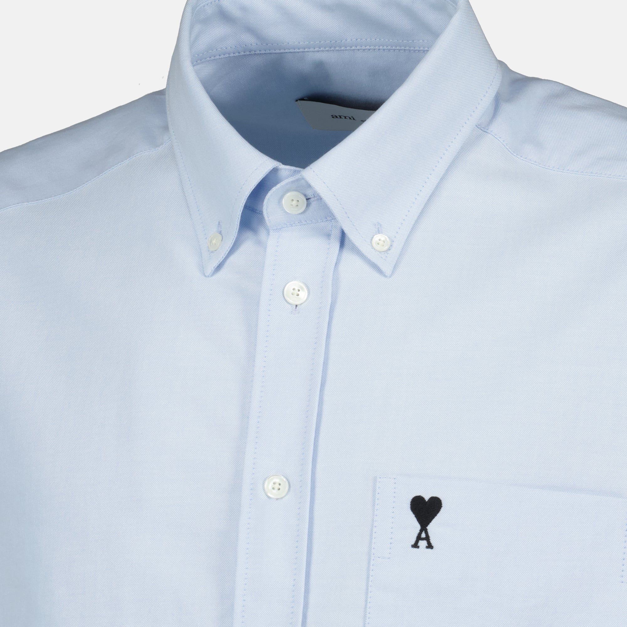 Image of the AMI blue heart boxy shirt for men by Ami PARIS - Spring-Summer 2026 - Detailed View 2