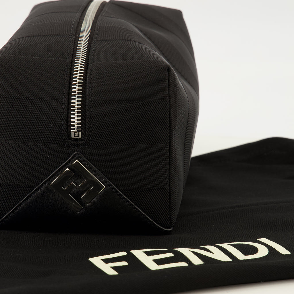 Pochettes Fendi Lui Black Toiletry Bag Fendi Noir Homme