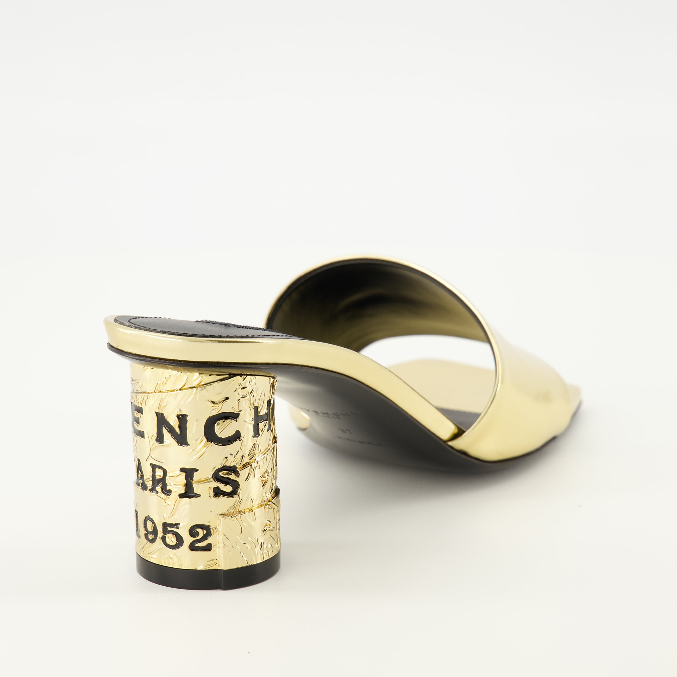 Chaussures ouvertes Sandales à talons Tape effet miroir Givenchy Doré Femme