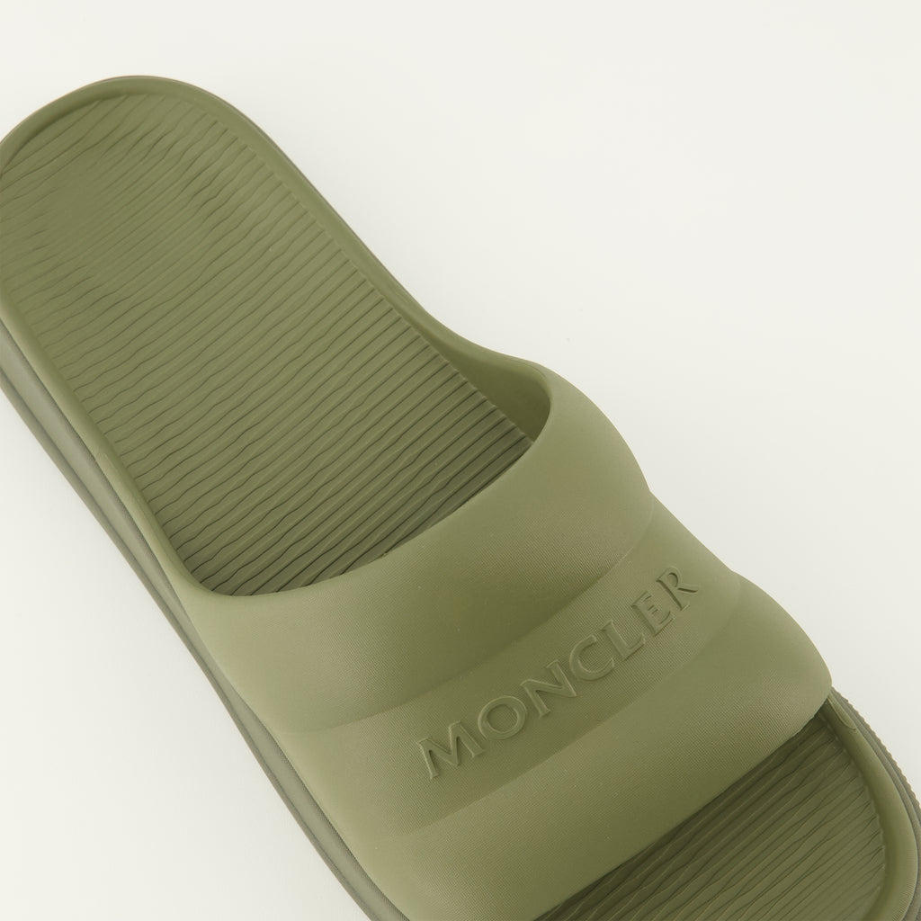 Image de l'article Sandales Altive kaki en EVA de la marque Moncler pour Homme - Saison Printemps-Été 2026 - Vue détaillée de haut