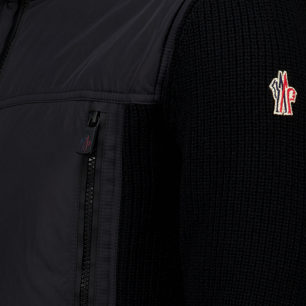 Vestes バイカラーの黒いカーディガン Moncler Grenoble Noir Homme