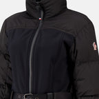 Imagem do fato de esqui preto da Moncler Grenoble para mulher - Temporada Outono-Inverno 2025 - Vista Detalhada_1