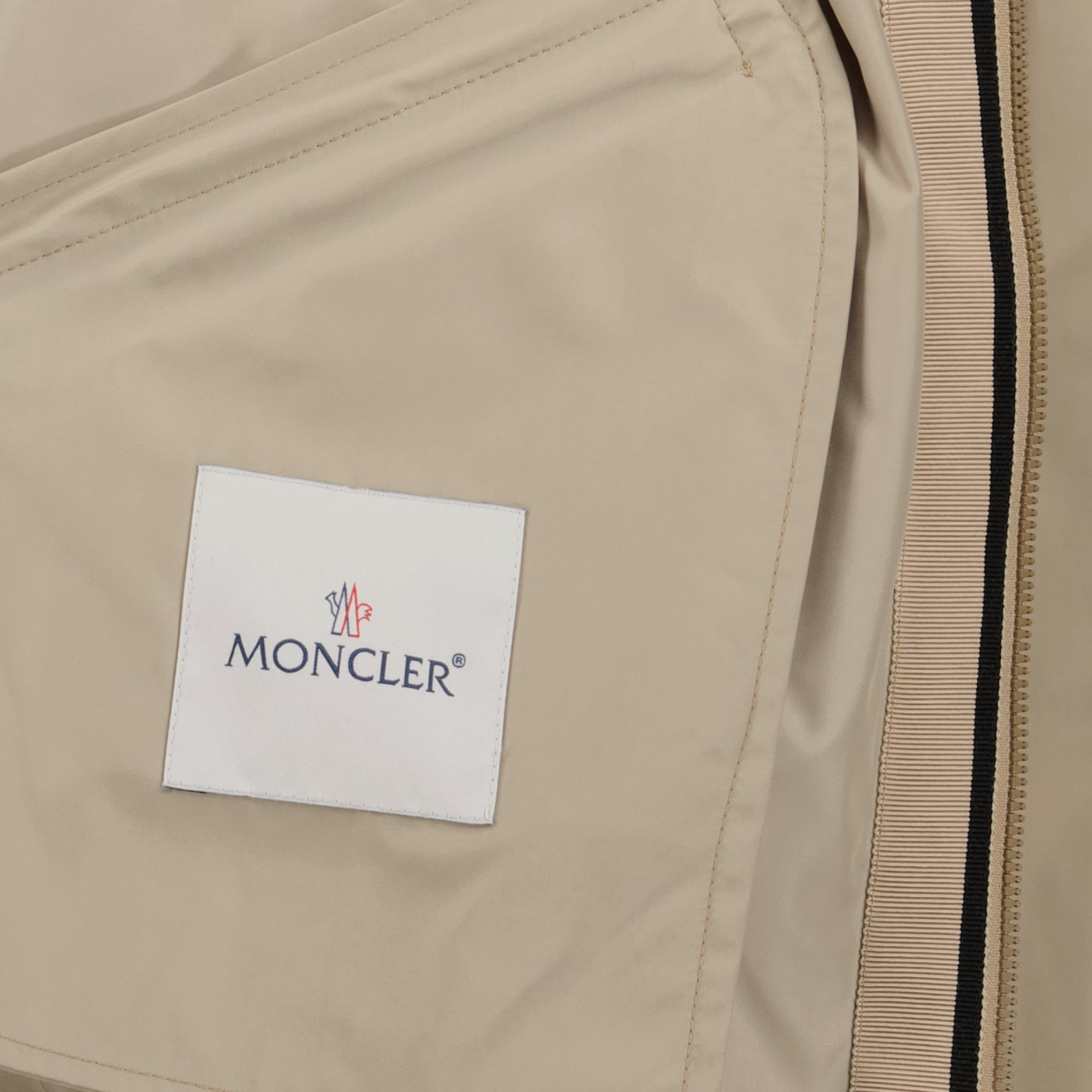 Vestes Veste à capuche Cassiopea Moncler Beige Femme